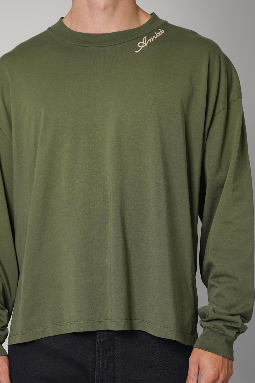 Amiri Script Ls Tee – Deep Olive