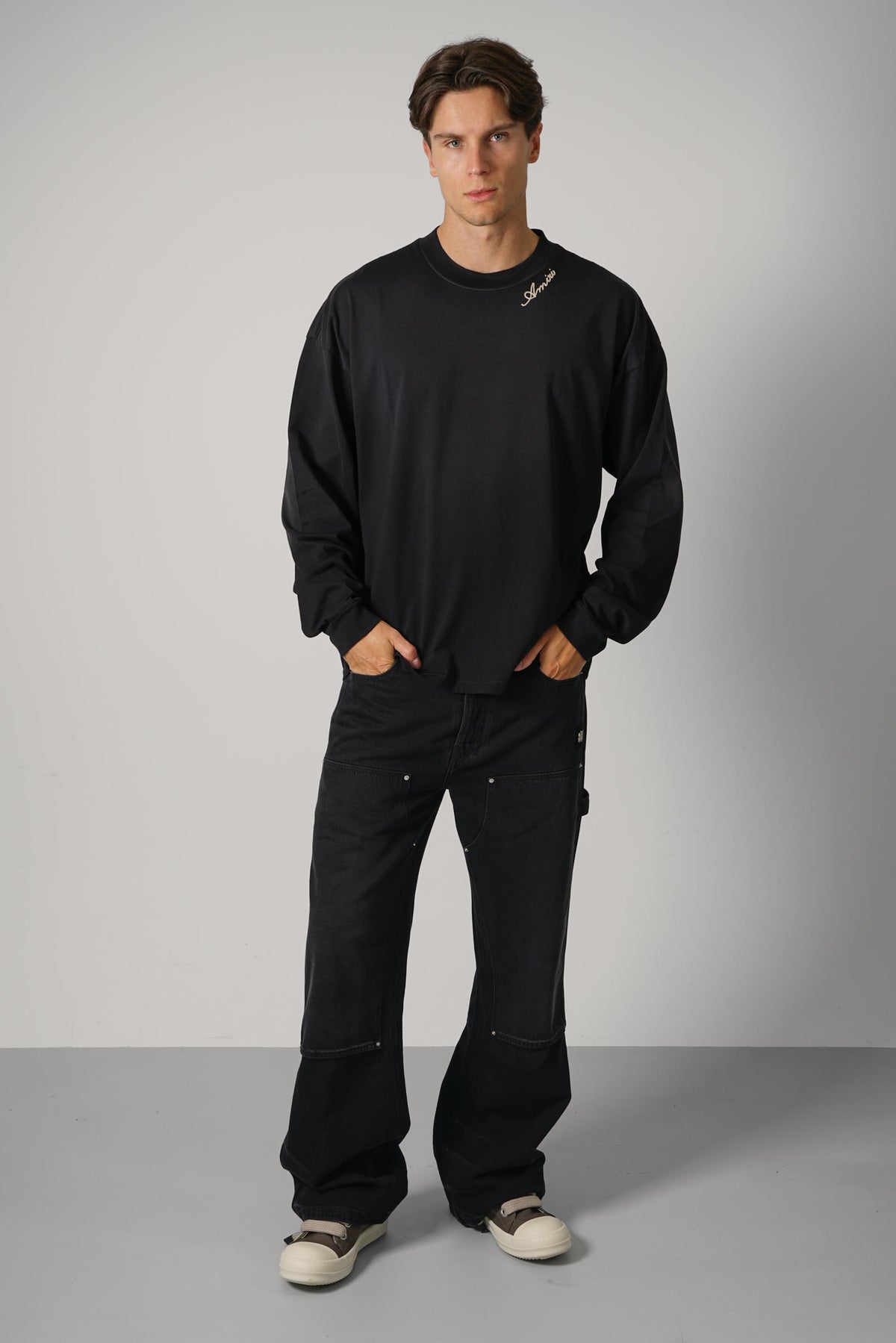 Amiri Script longsleeve Tee – Black