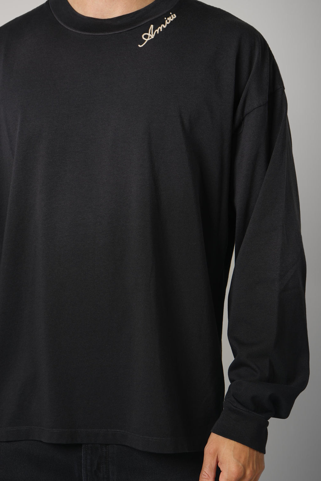 Amiri Script longsleeve Tee – Black