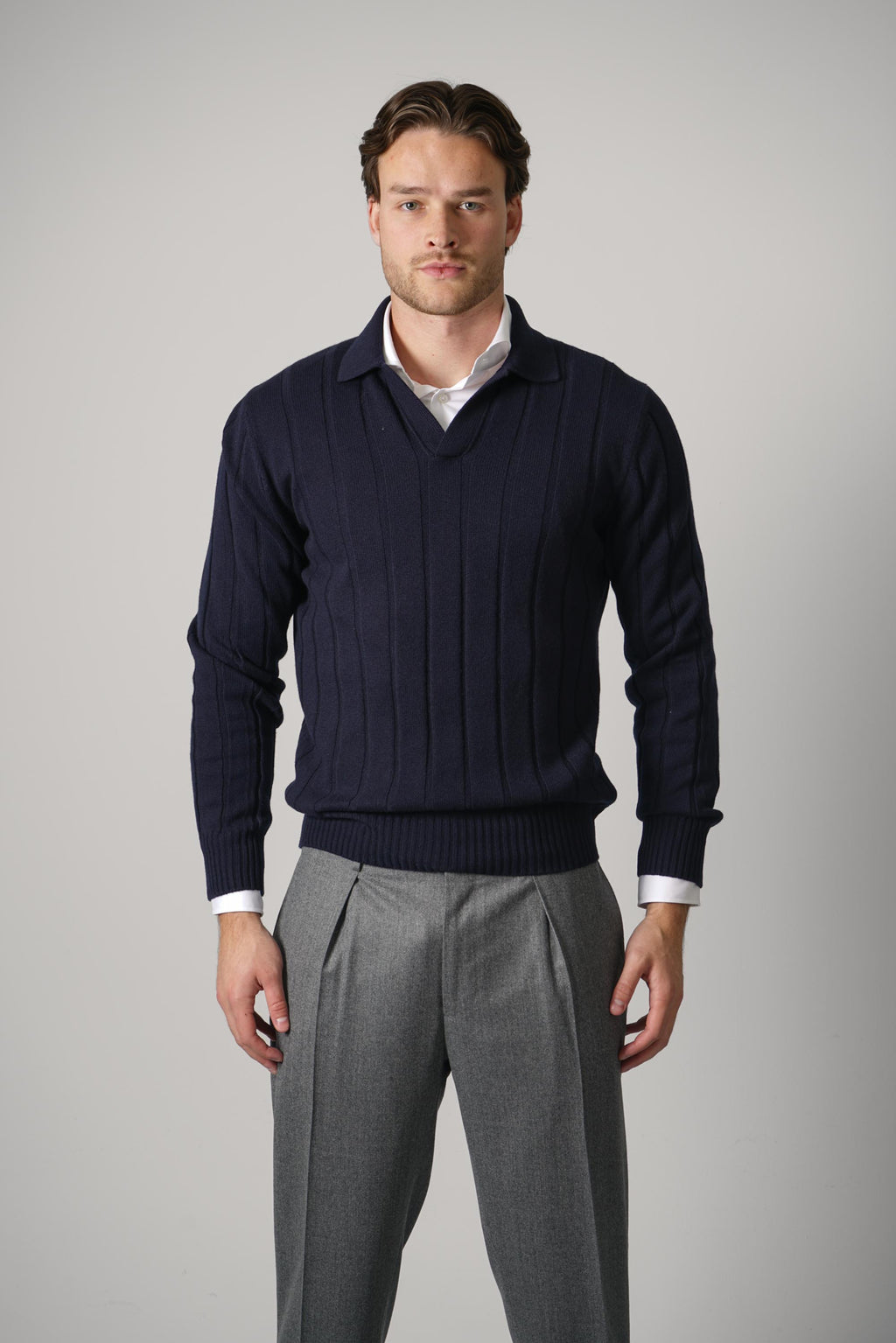Gran Sasso Tennis L/S V-neck – navy