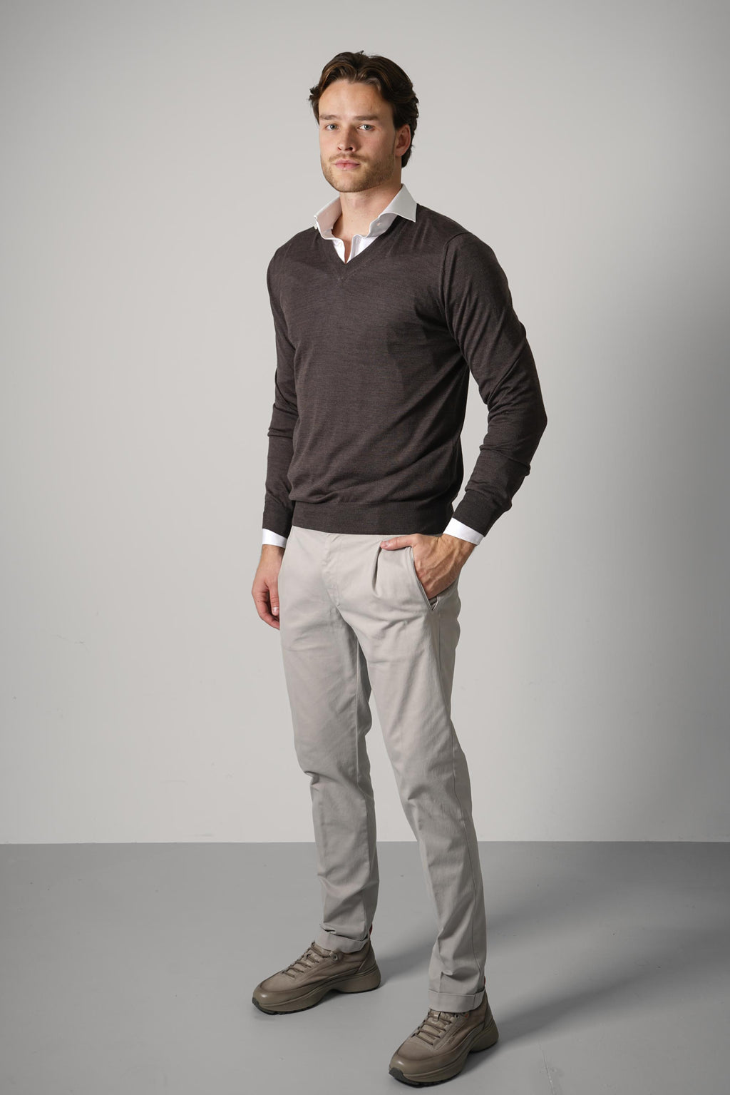 Gran Sasso V-Neck Long Sleeve Knitwear – Brown