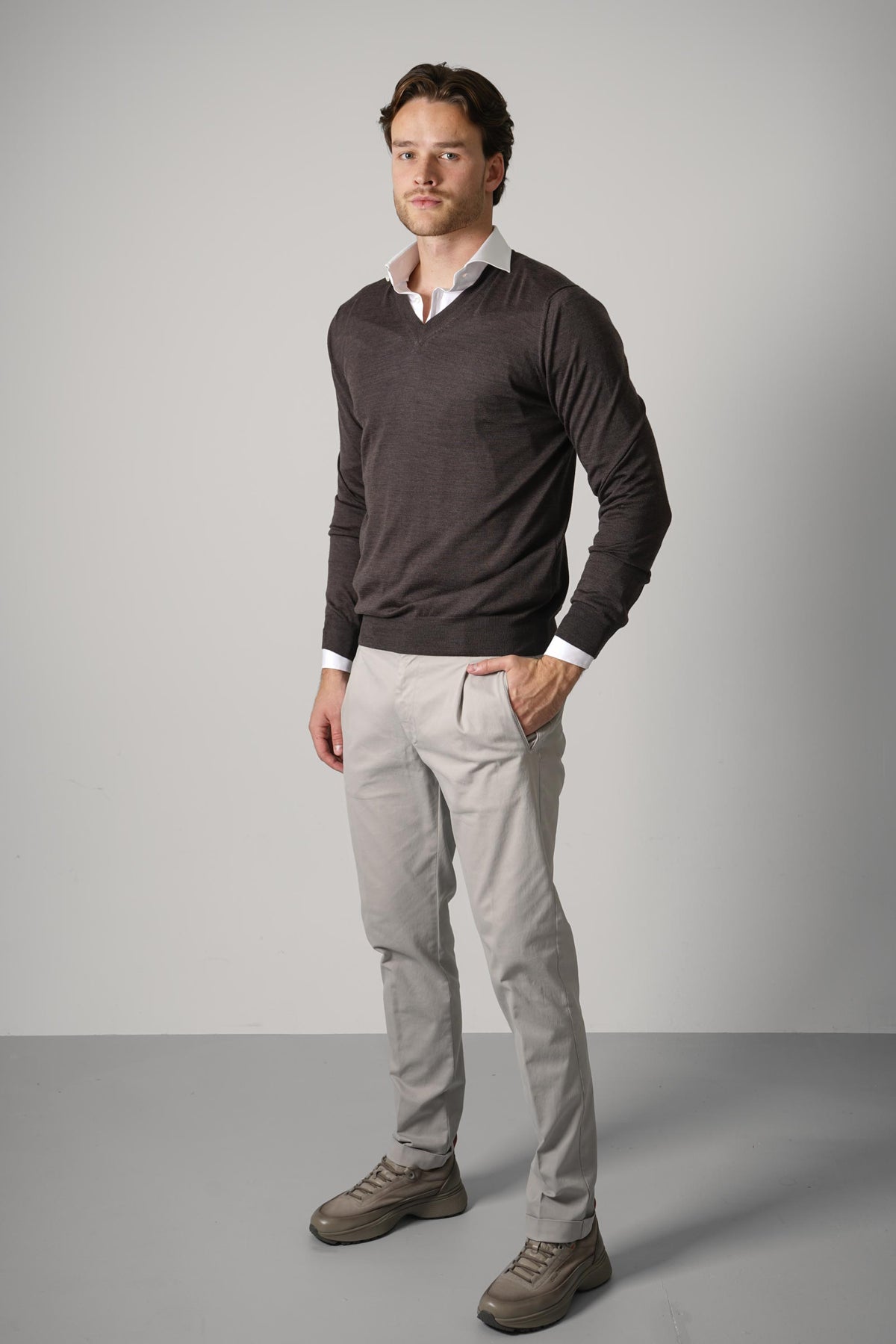 Gran Sasso V-Neck Long Sleeve Knitwear – Brown