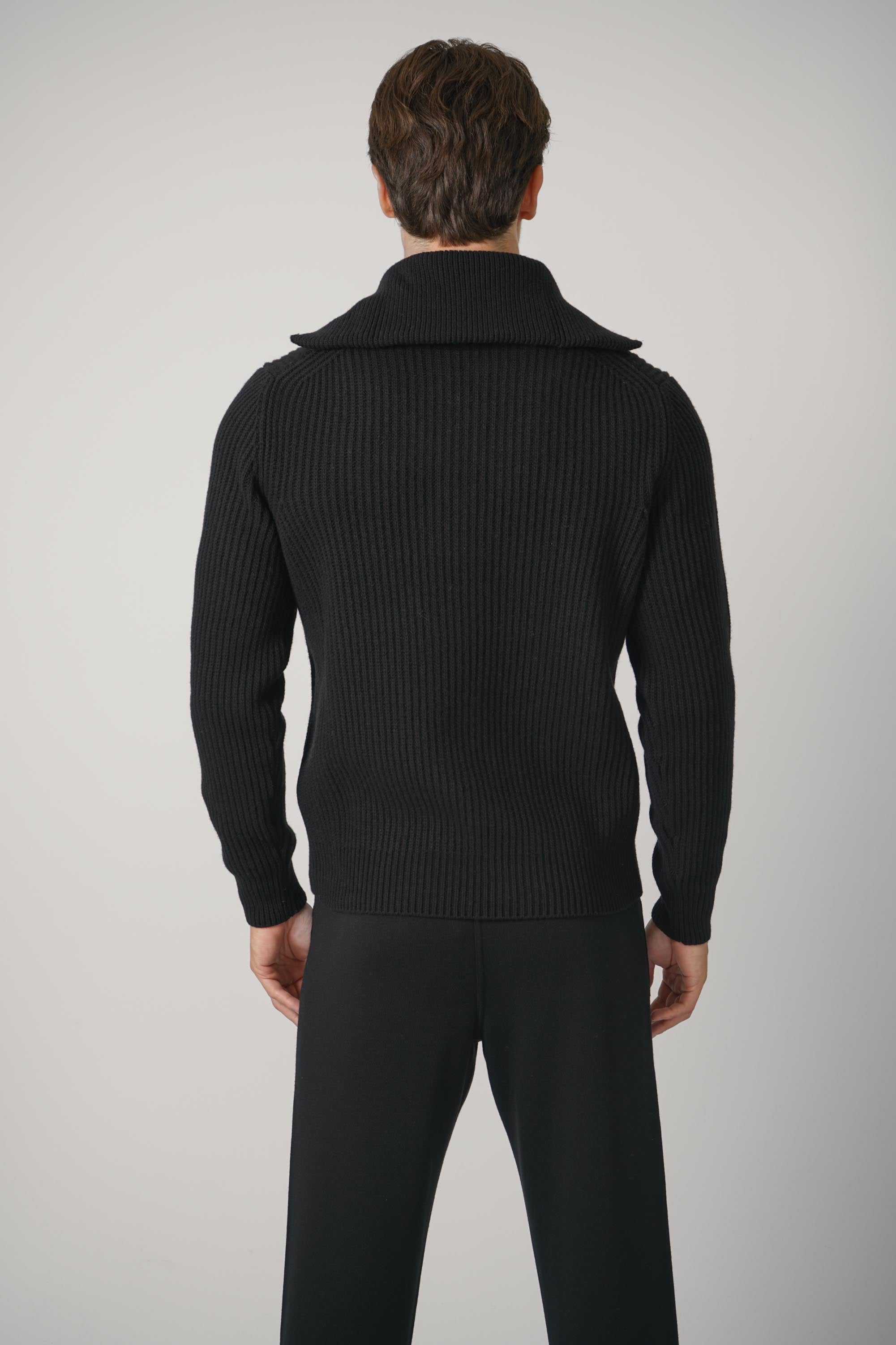 T-Neck – 999