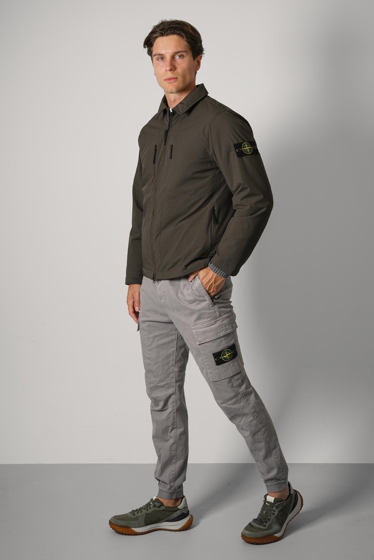Stone Island Jacket – Coal Grey (Q100036)