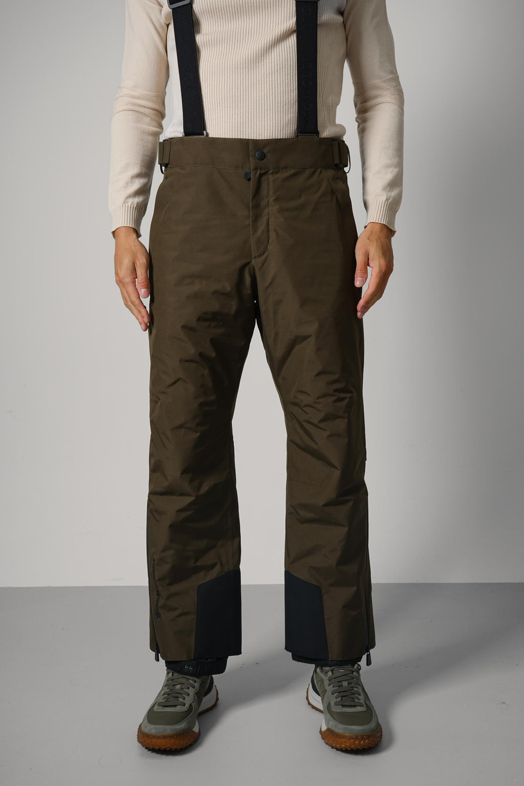 Moncler Grenoble Ski Trousers – 824 green