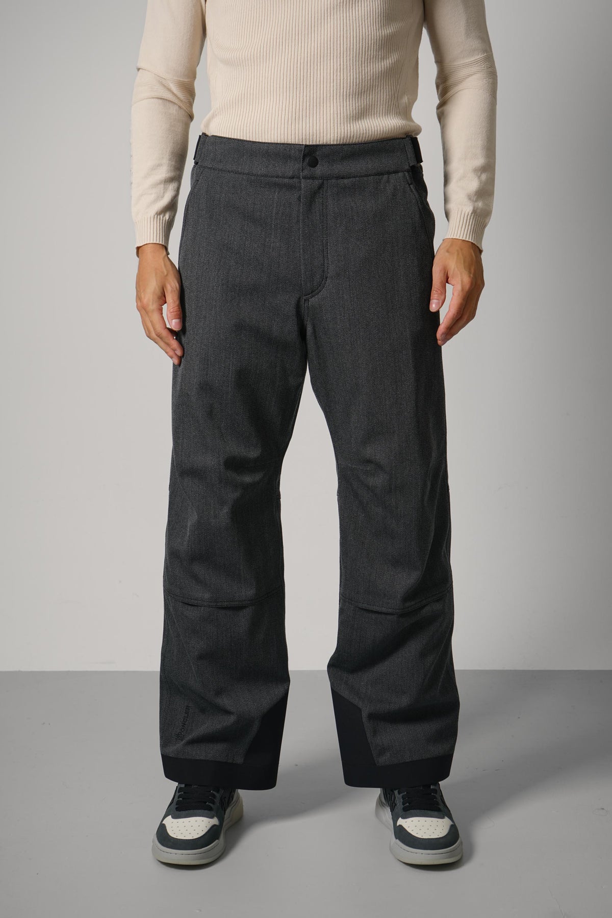 Moncler Grenoble Ski Trousers – 944 (599S5)