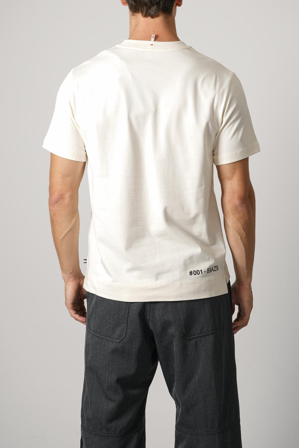 Moncler Grenoble T-shirt – 041 (89AZ9) offwhite