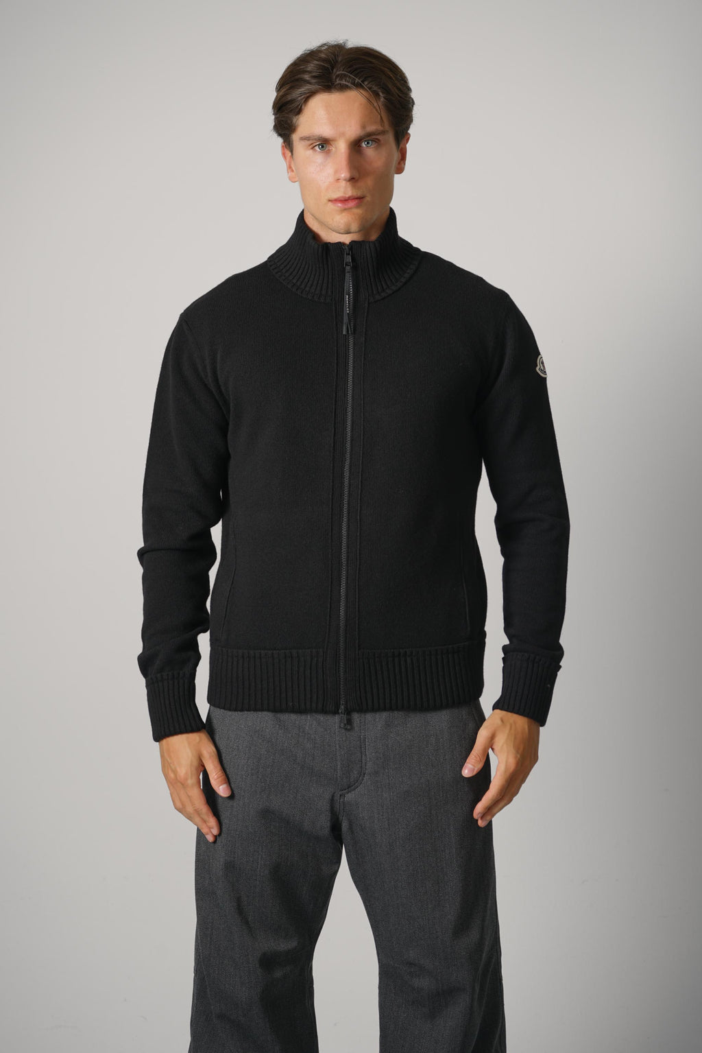 Moncler Tricot Cardigan 9B00029 – black