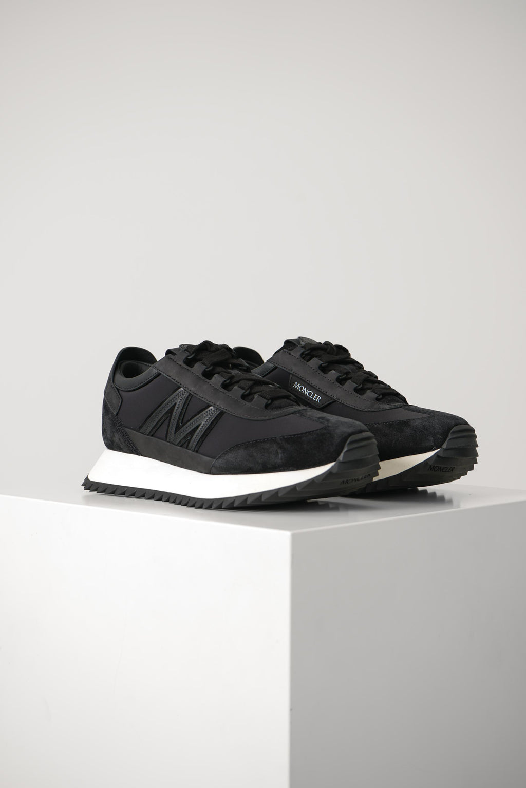 Pacey2 Low Top Sneakers 999