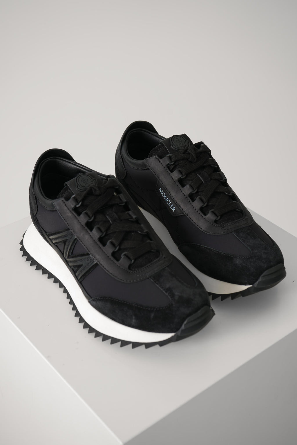 Pacey2 Low Top Sneakers 999