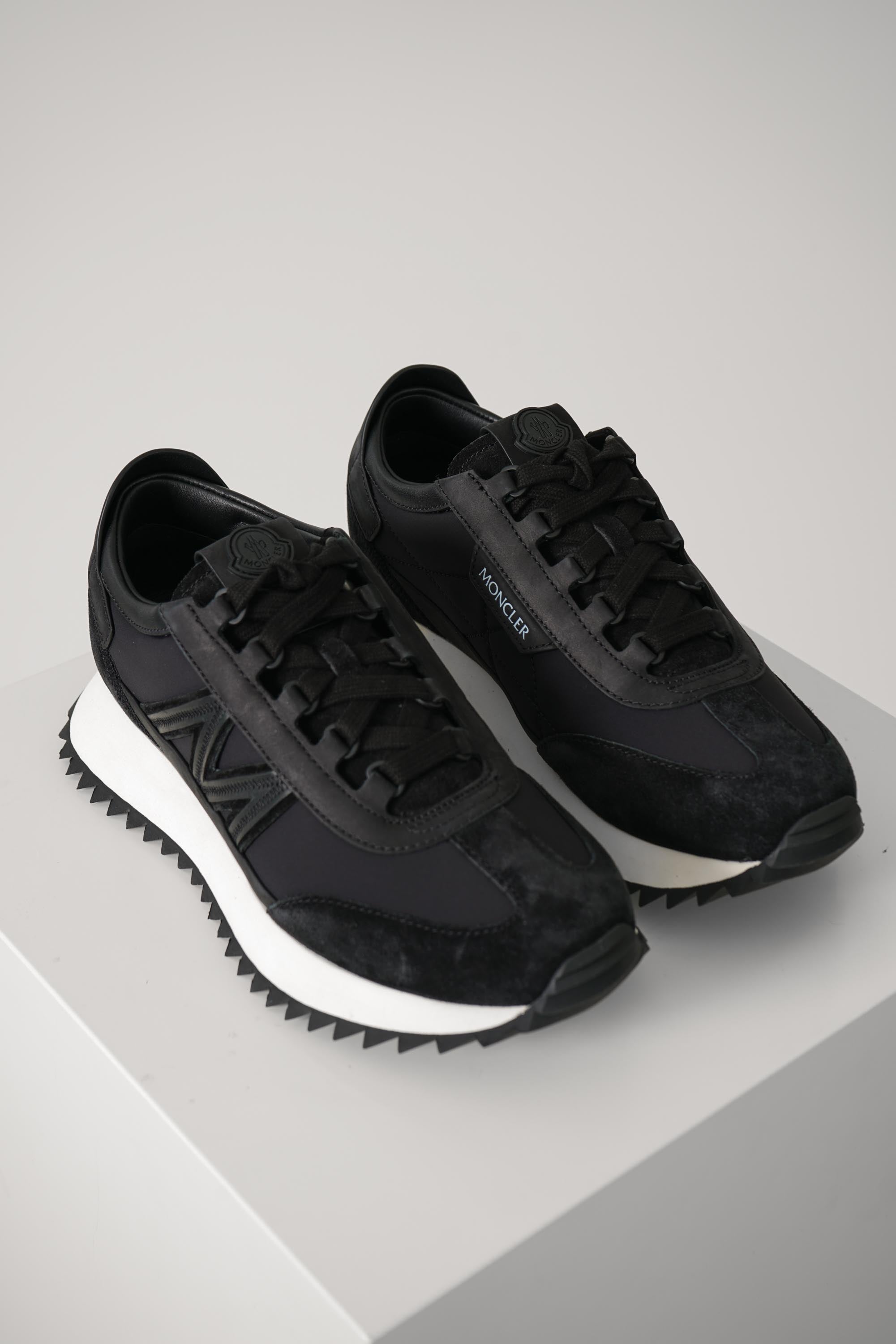 Pacey2 Low Top Sneakers 999