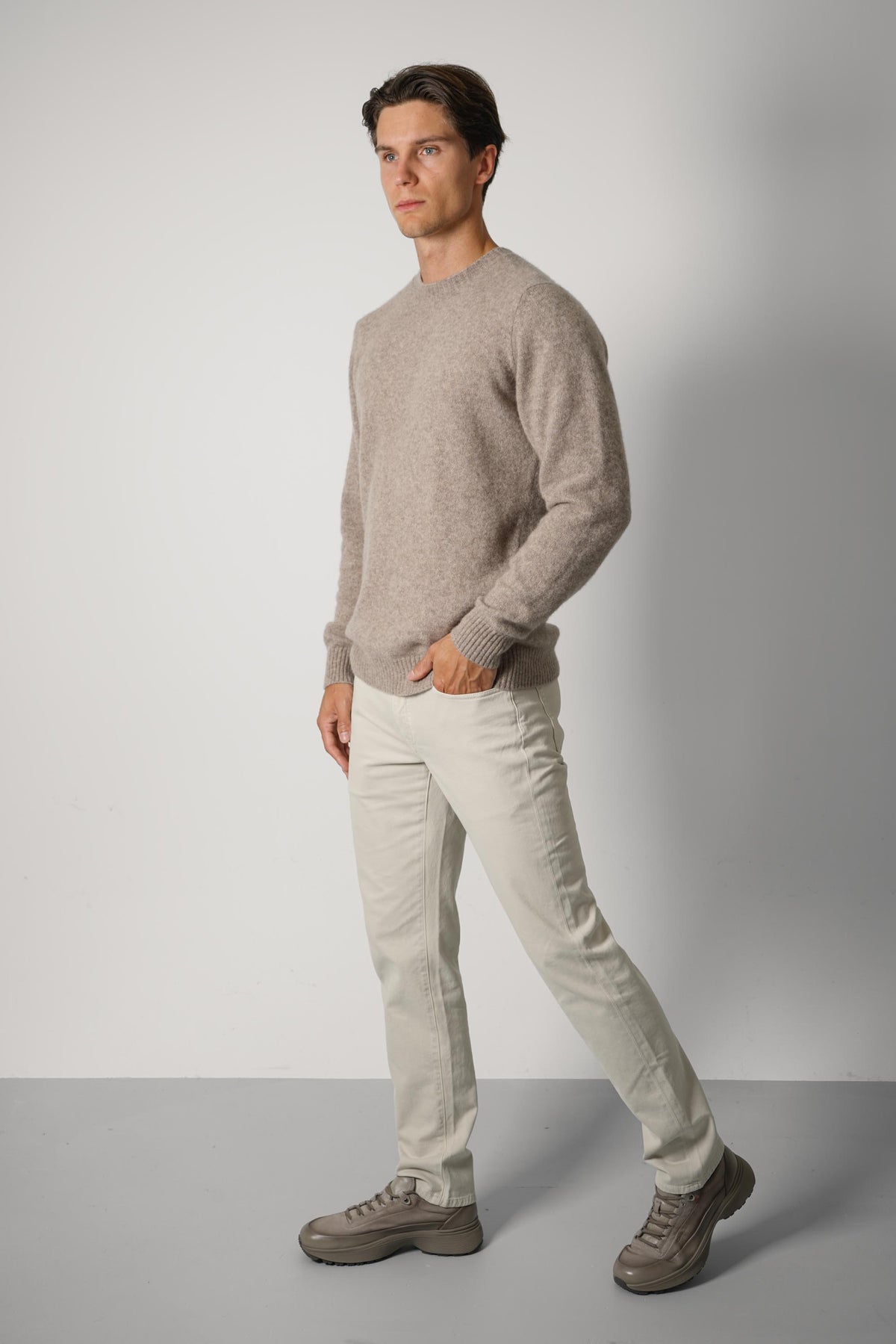 Filippo De Laurentiis G.Collo ML CS7RG – Greige