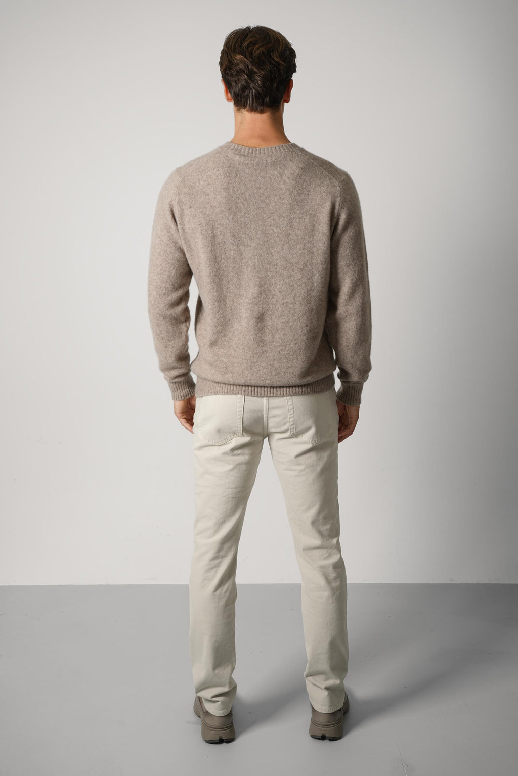 Filippo De Laurentiis G.Collo ML CS7RG – Greige