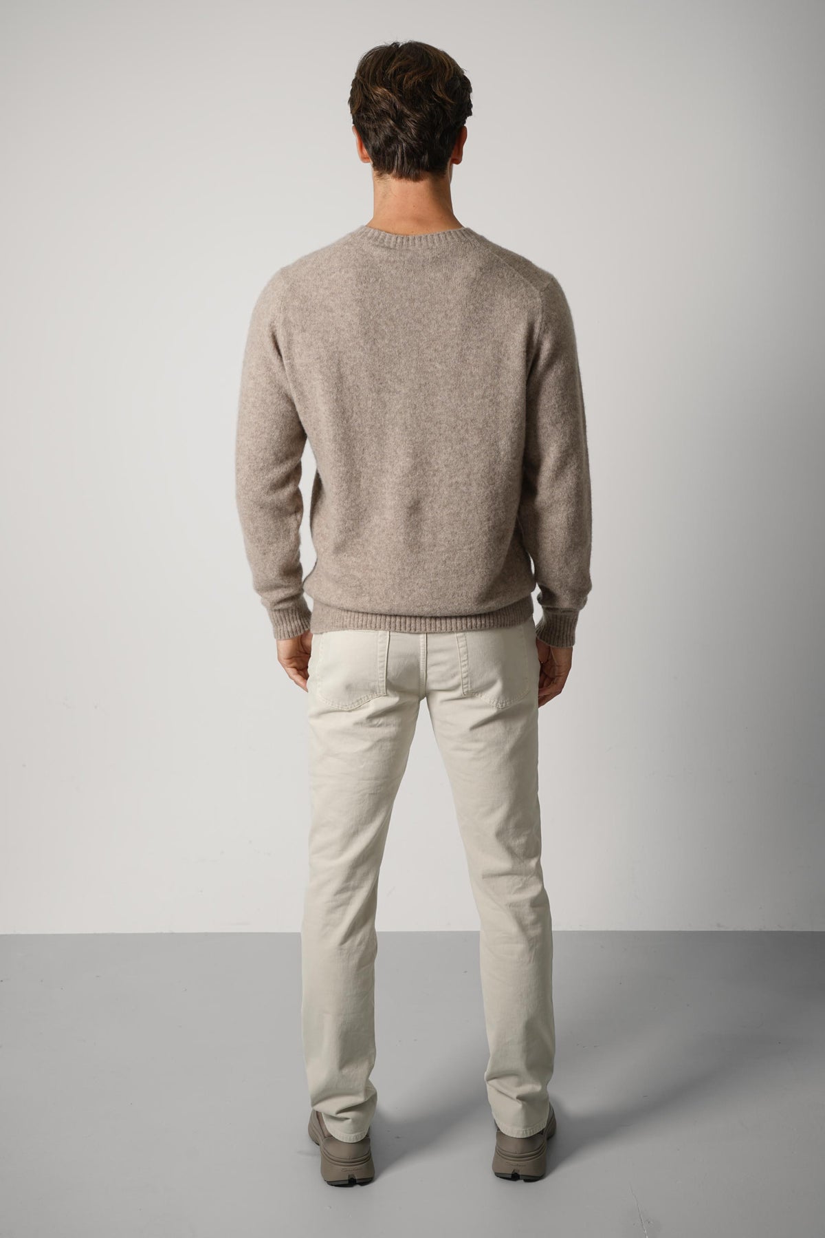 Filippo De Laurentiis G.Collo ML CS7RG – Greige