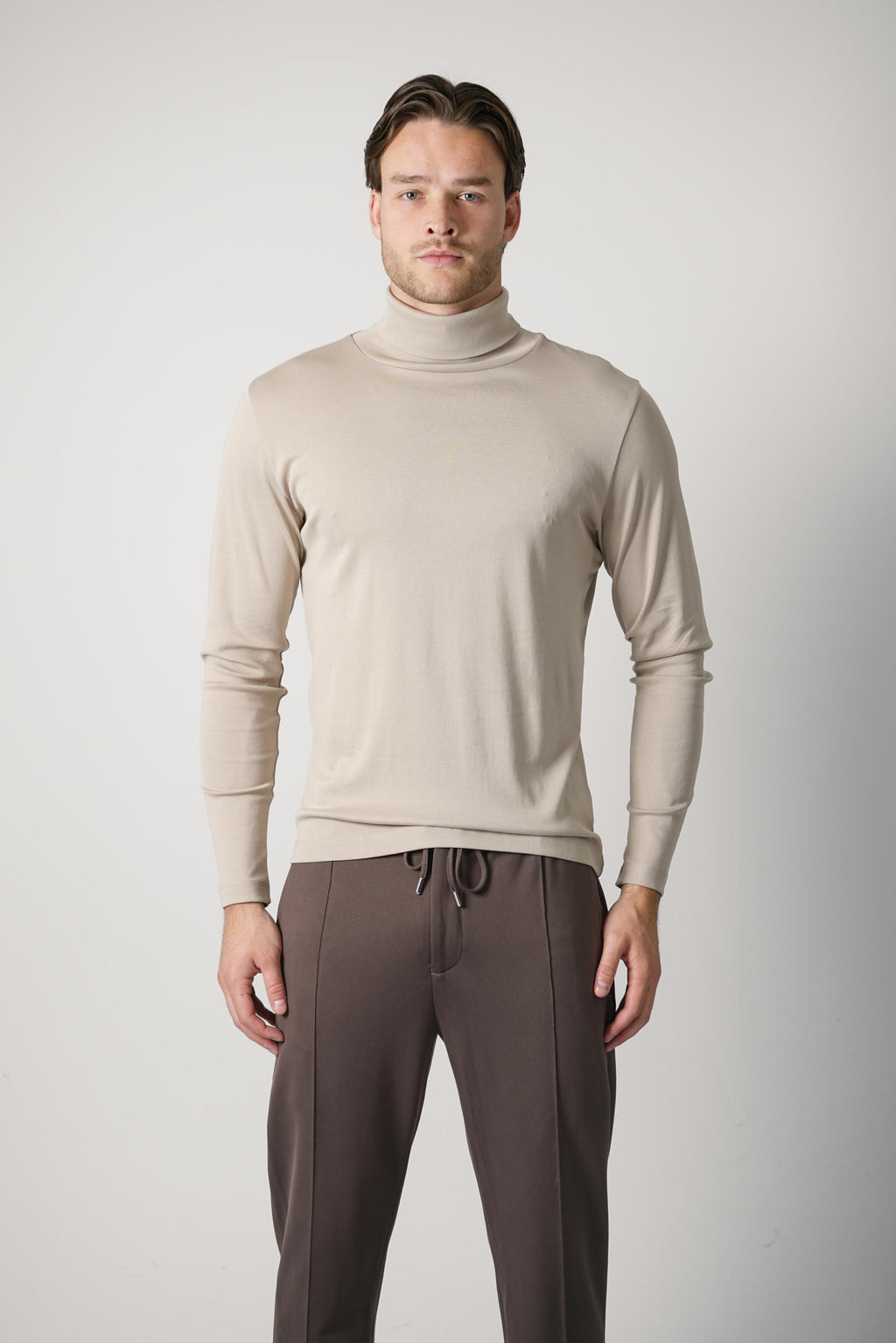 Stefan Brandt Eli Rolli Longsleeve – Stone