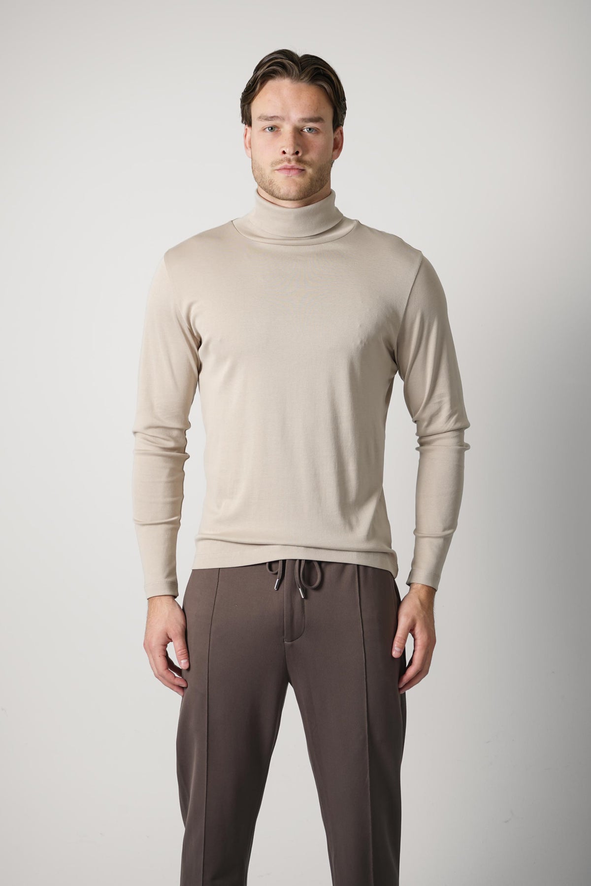 Stefan Brandt Eli Rolli Longsleeve – Stone
