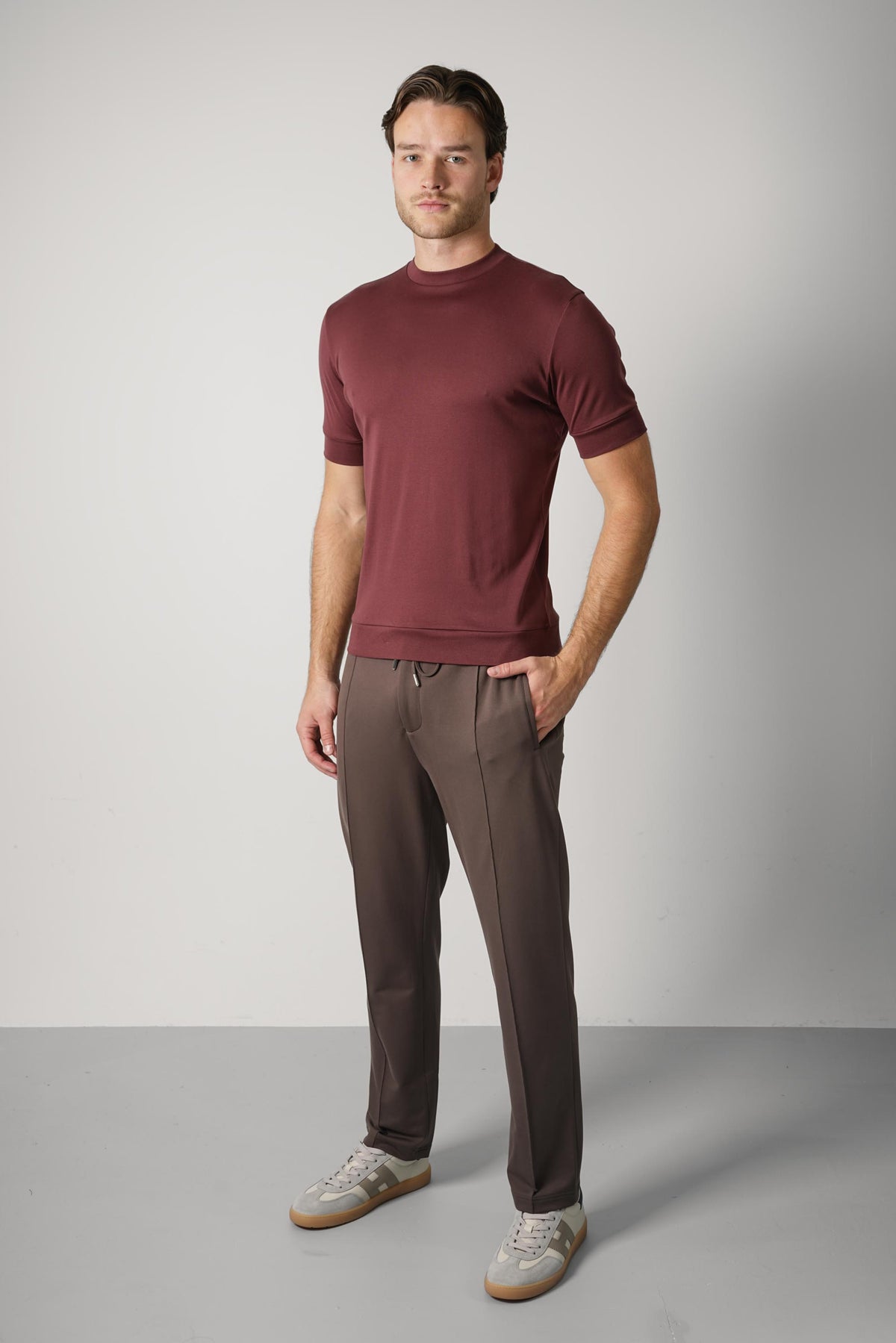 Stefan Brandt Eli B T-Shirt – Burgundy
