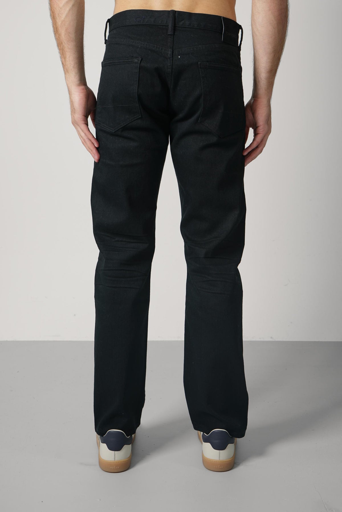 Tom Ford Stretch Selvedge Denim 50's Straight Fit – Washed Black