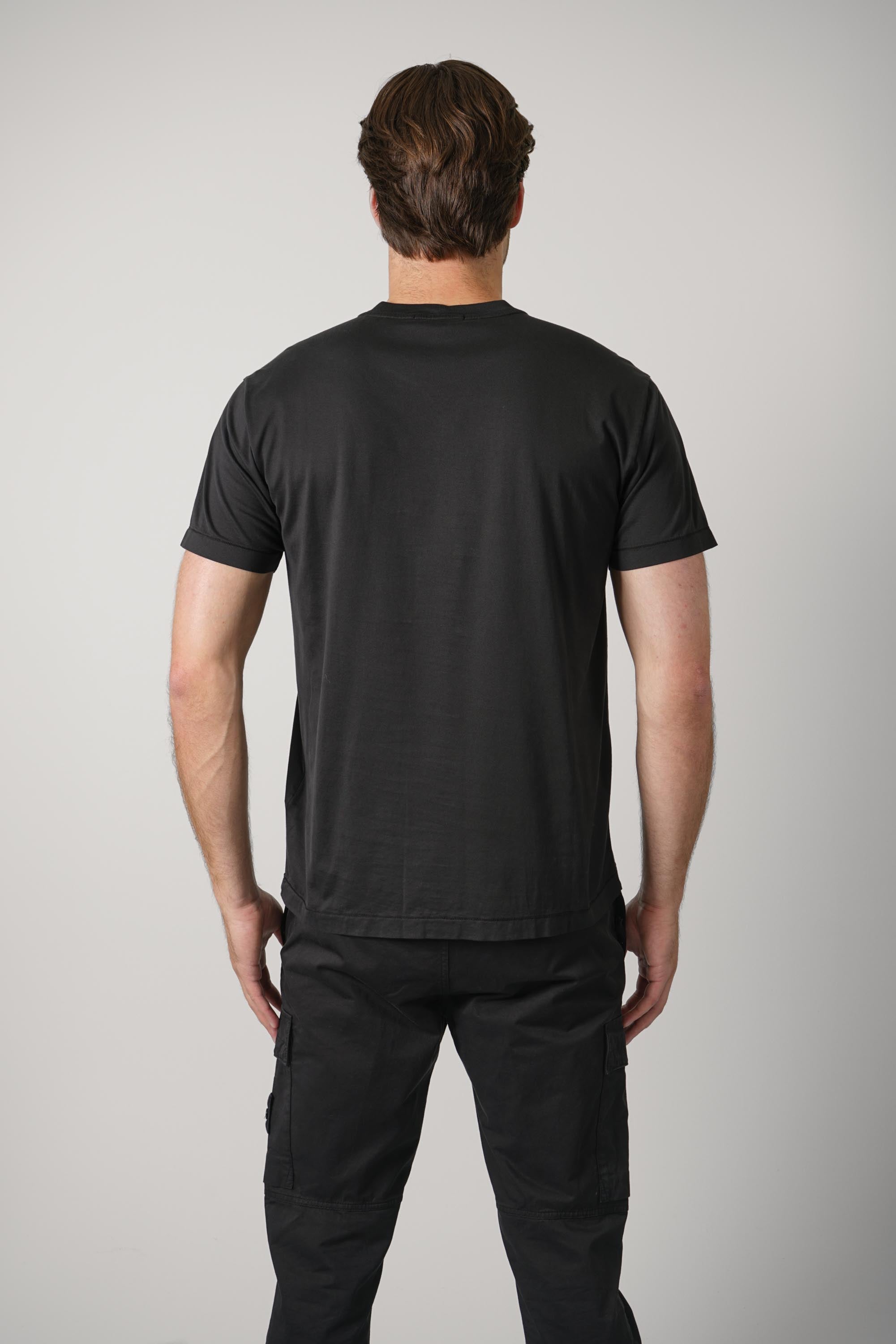 T-Shirt – Black (2100027)