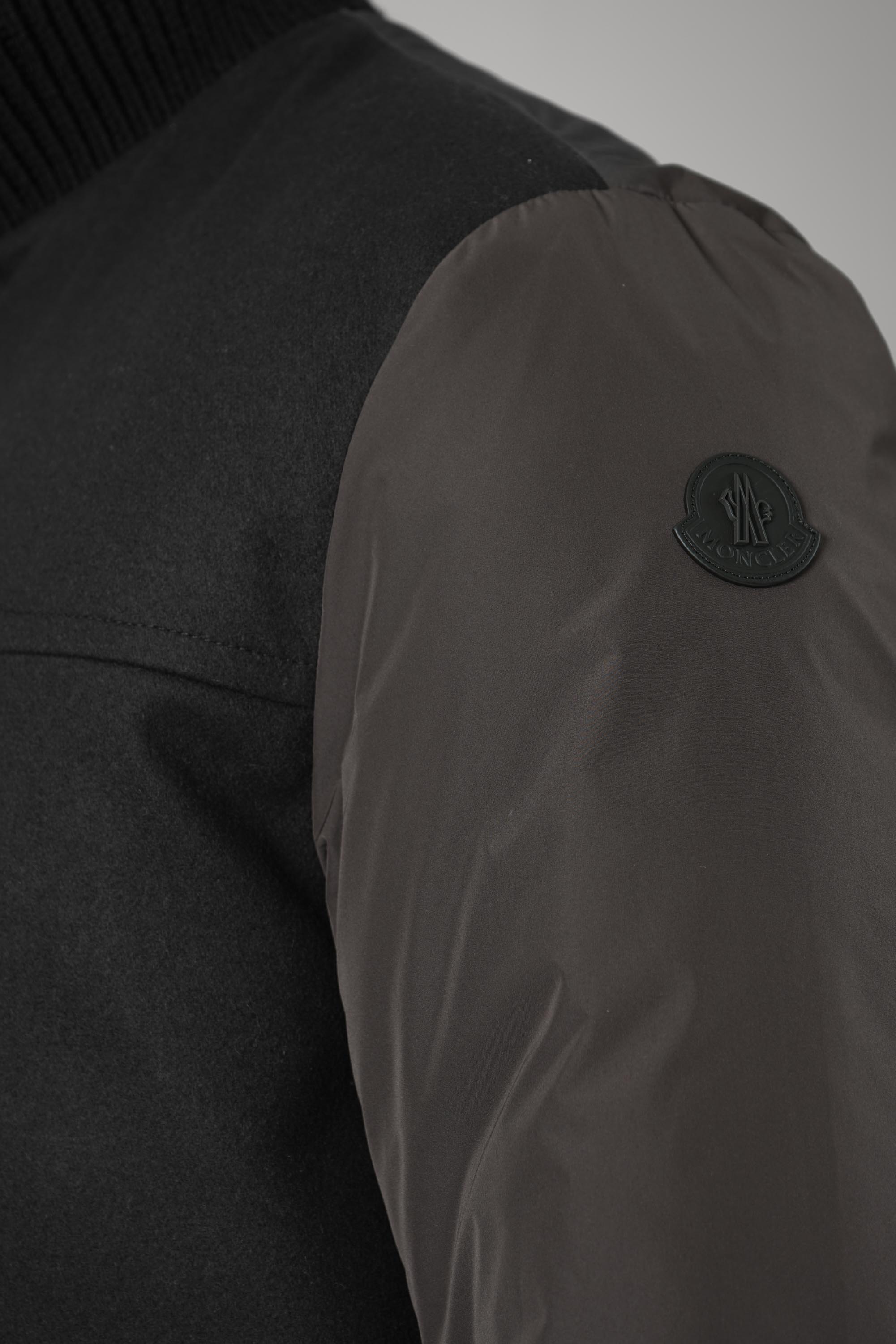 Moncler Urvalis Jacket – Brown