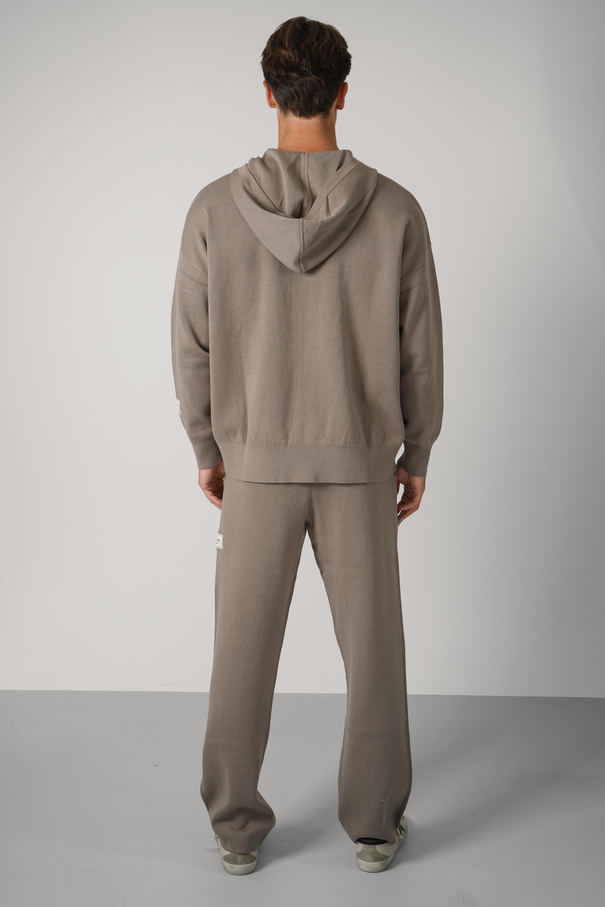 Flaneur Atelier Knit Zip-Up – Taupe