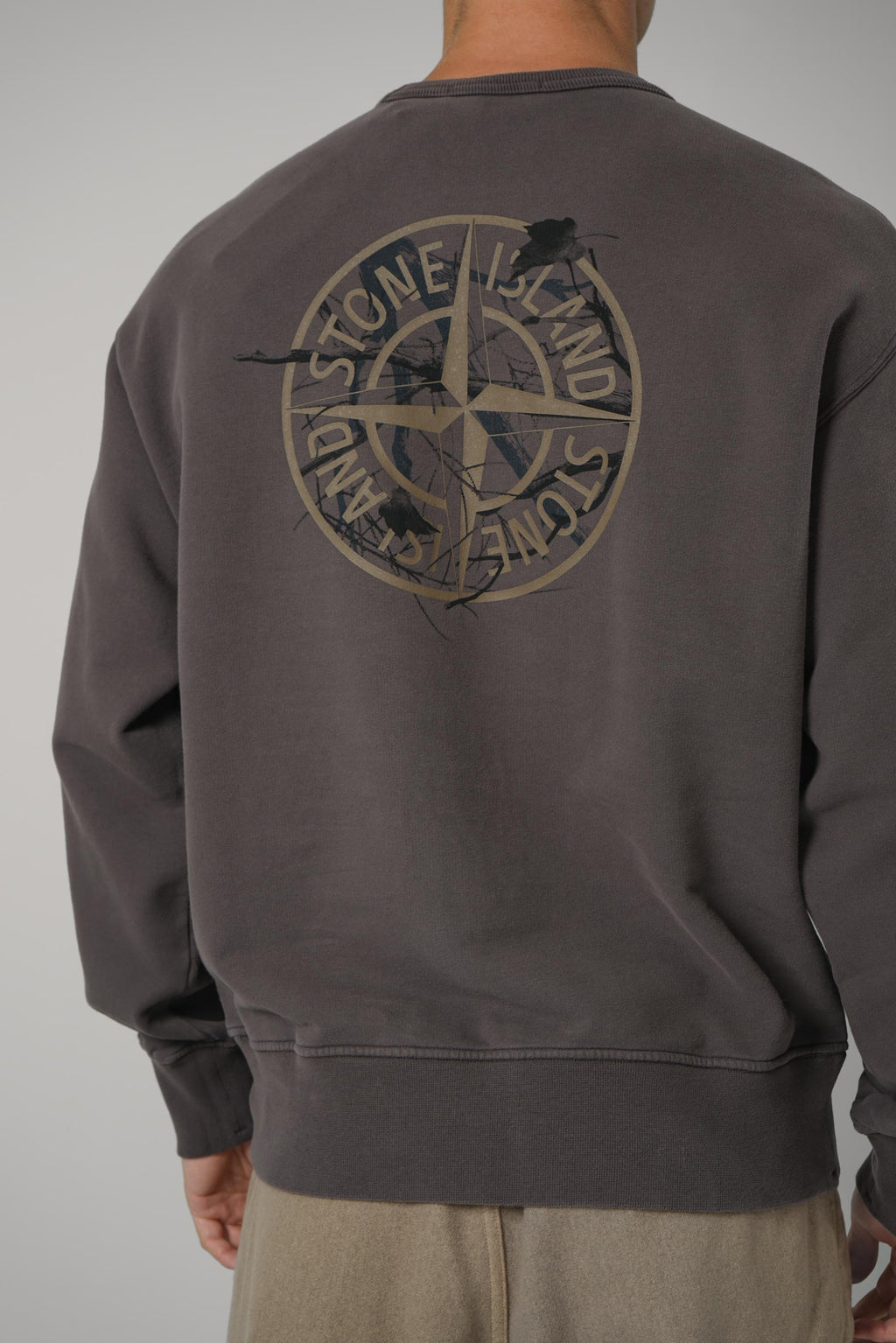 Stone Island Sweatshirt – Dark Burgundy (6100037)