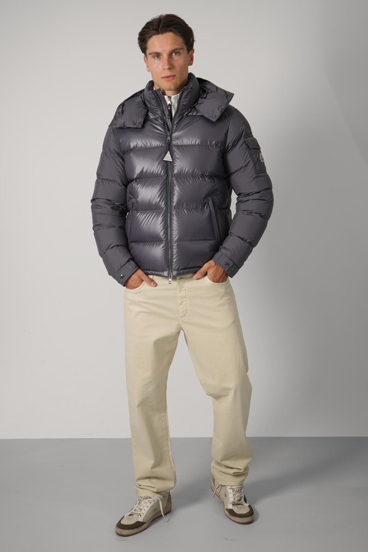 Moncler Trousers 2A00047 – 20N Beige