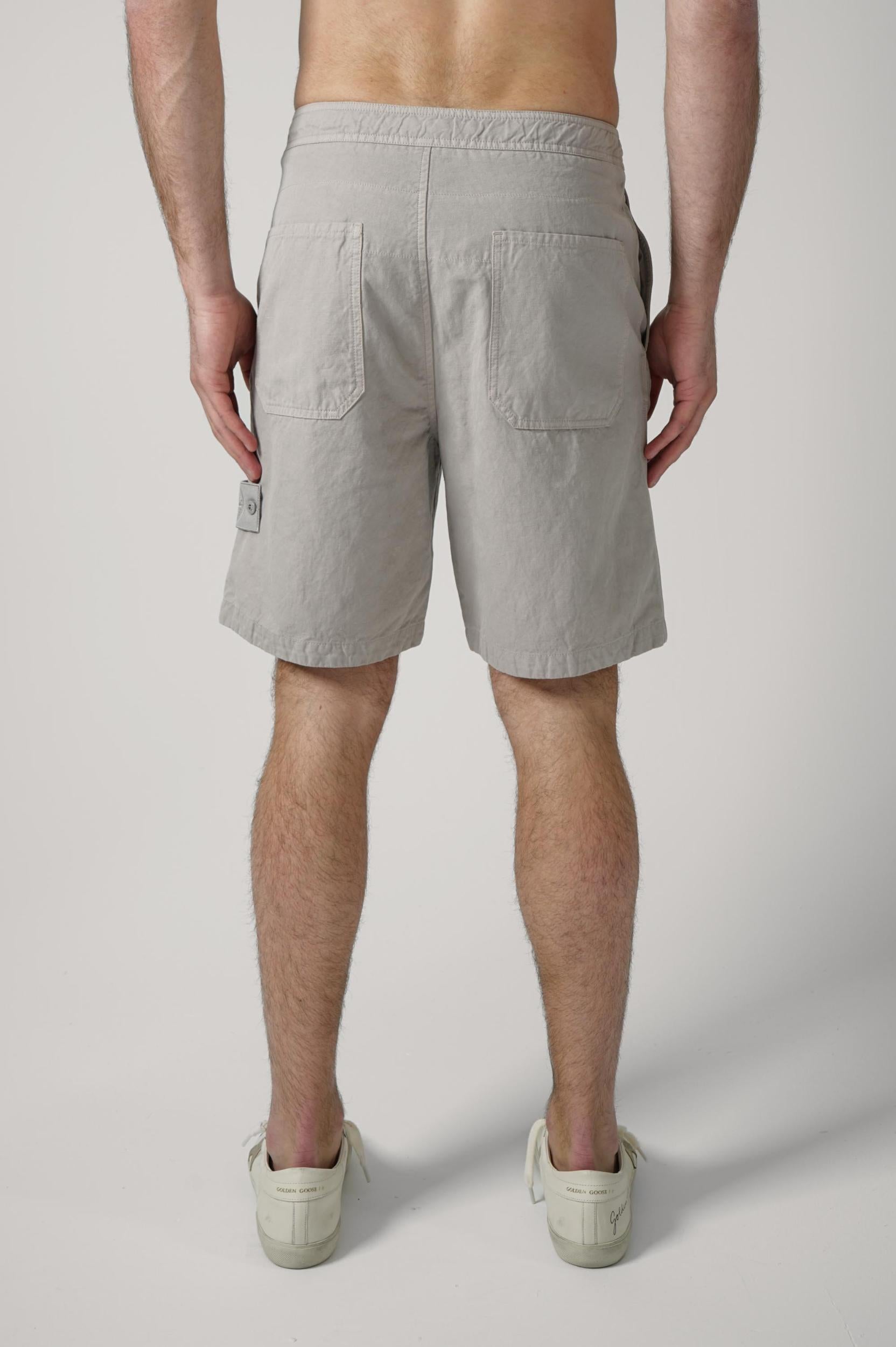 100003 Stone Island Ghost Shorts Dust Grey