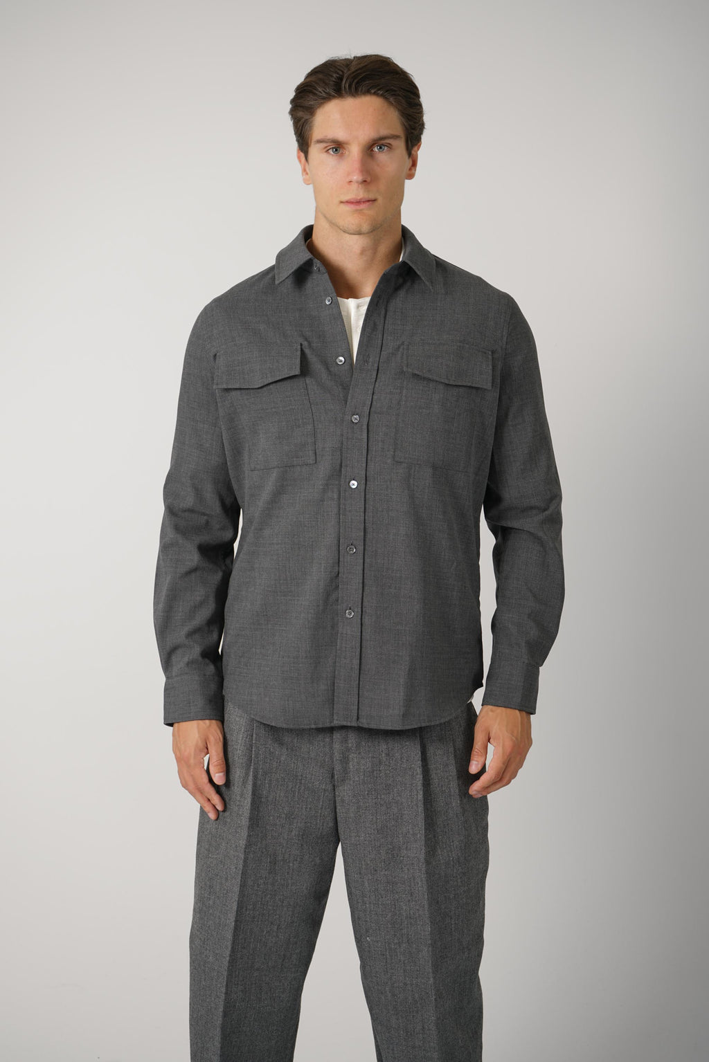 Classic Fit Shirt with Flap Pockets – Carbon Grey