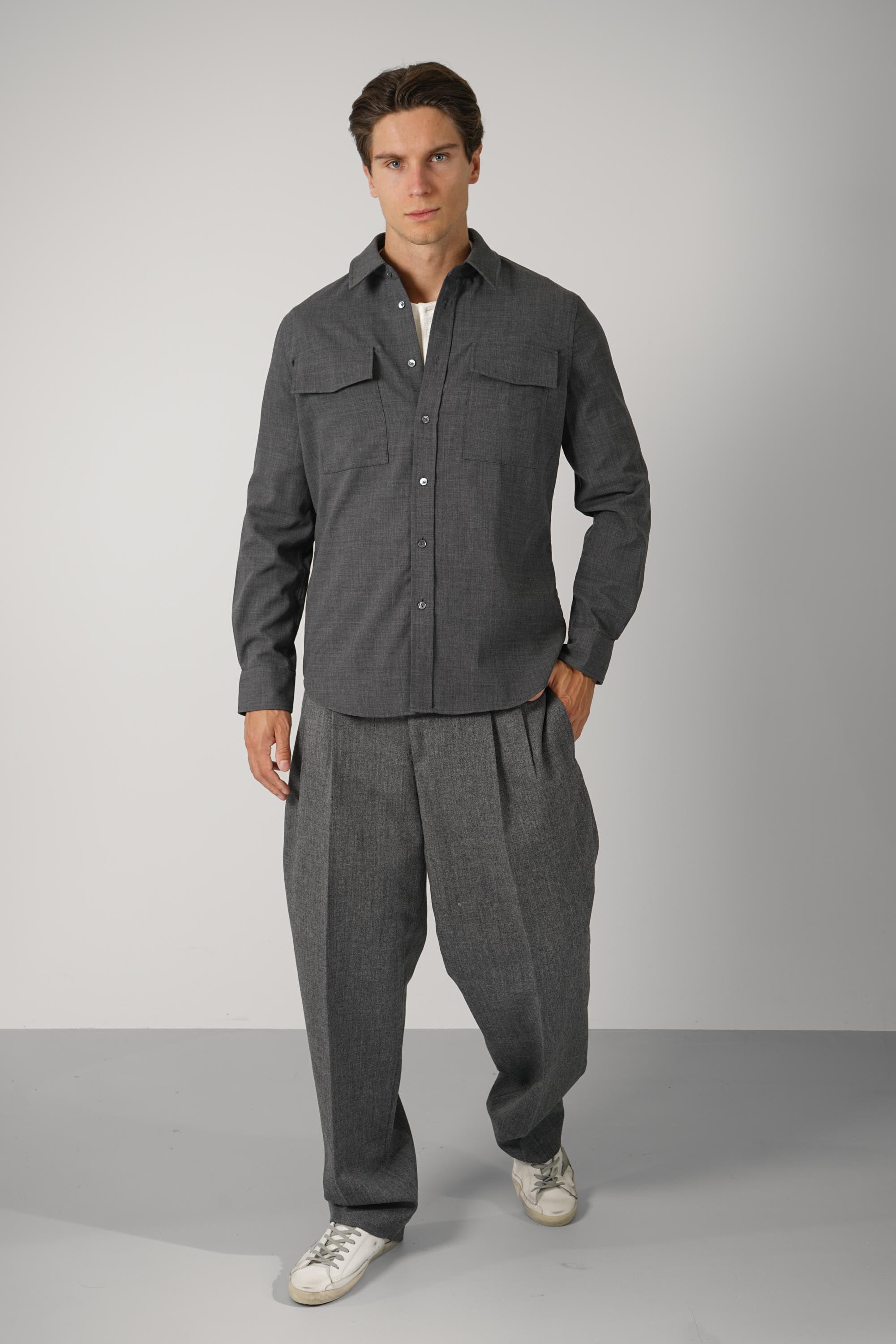 Zuit Trousers with 2 Pleats – Carbon Grey