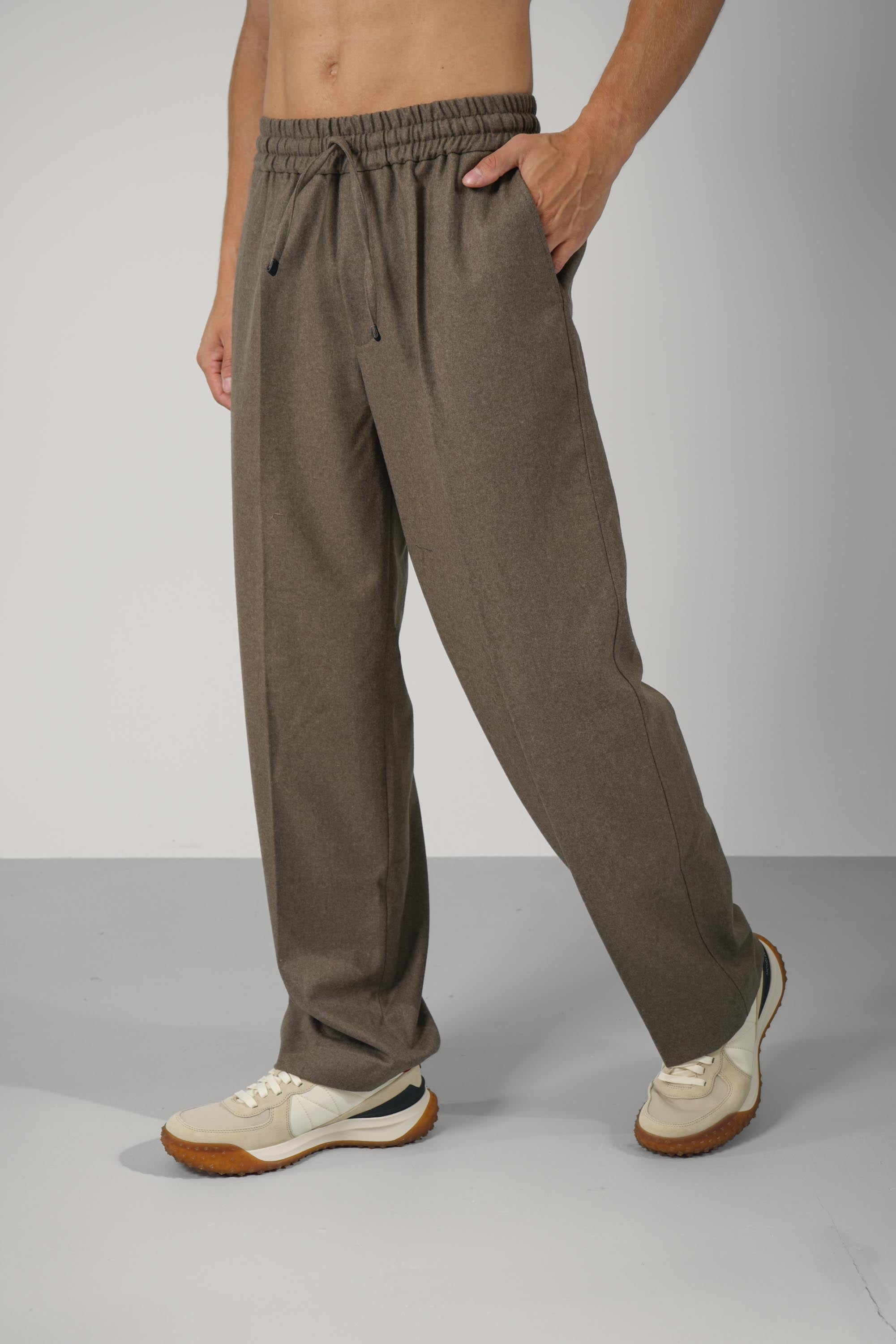 Zuit Trousers with 2 Pleats – Chocolate Brown/Ruby Red