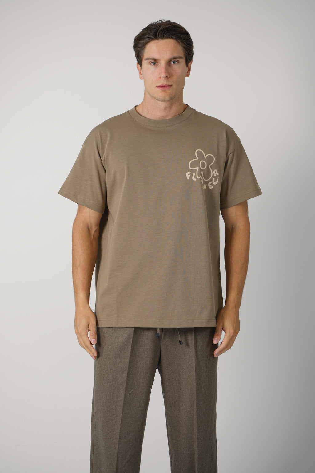 Blossom T-Shirt – Brown