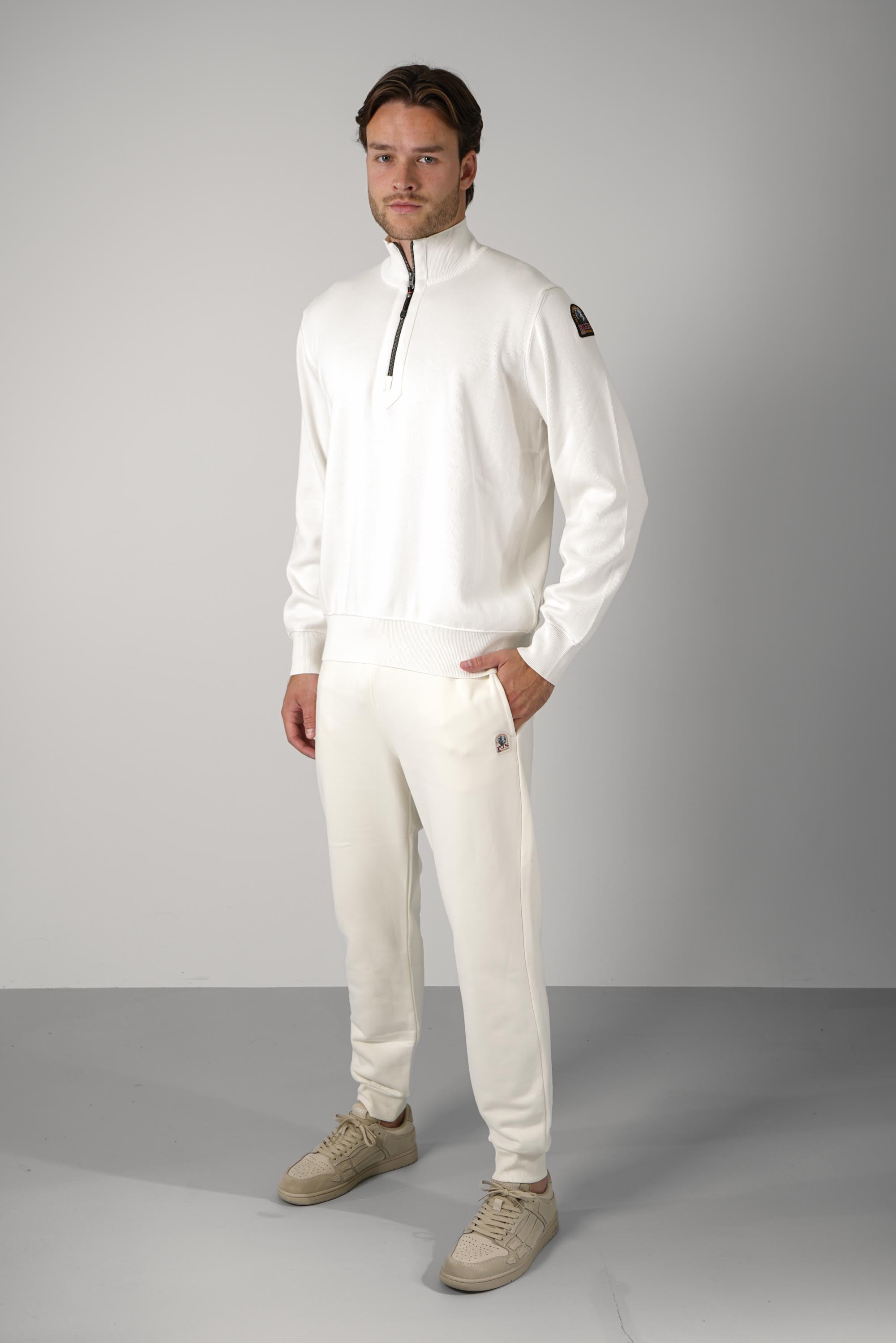 Basic Scoe – Warm Ivory