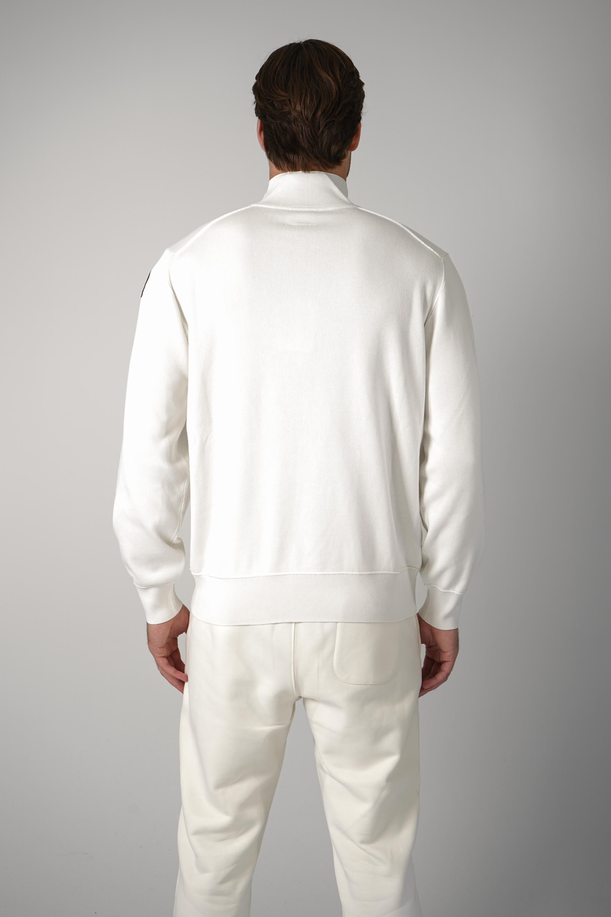 Basic Scoe – Warm Ivory