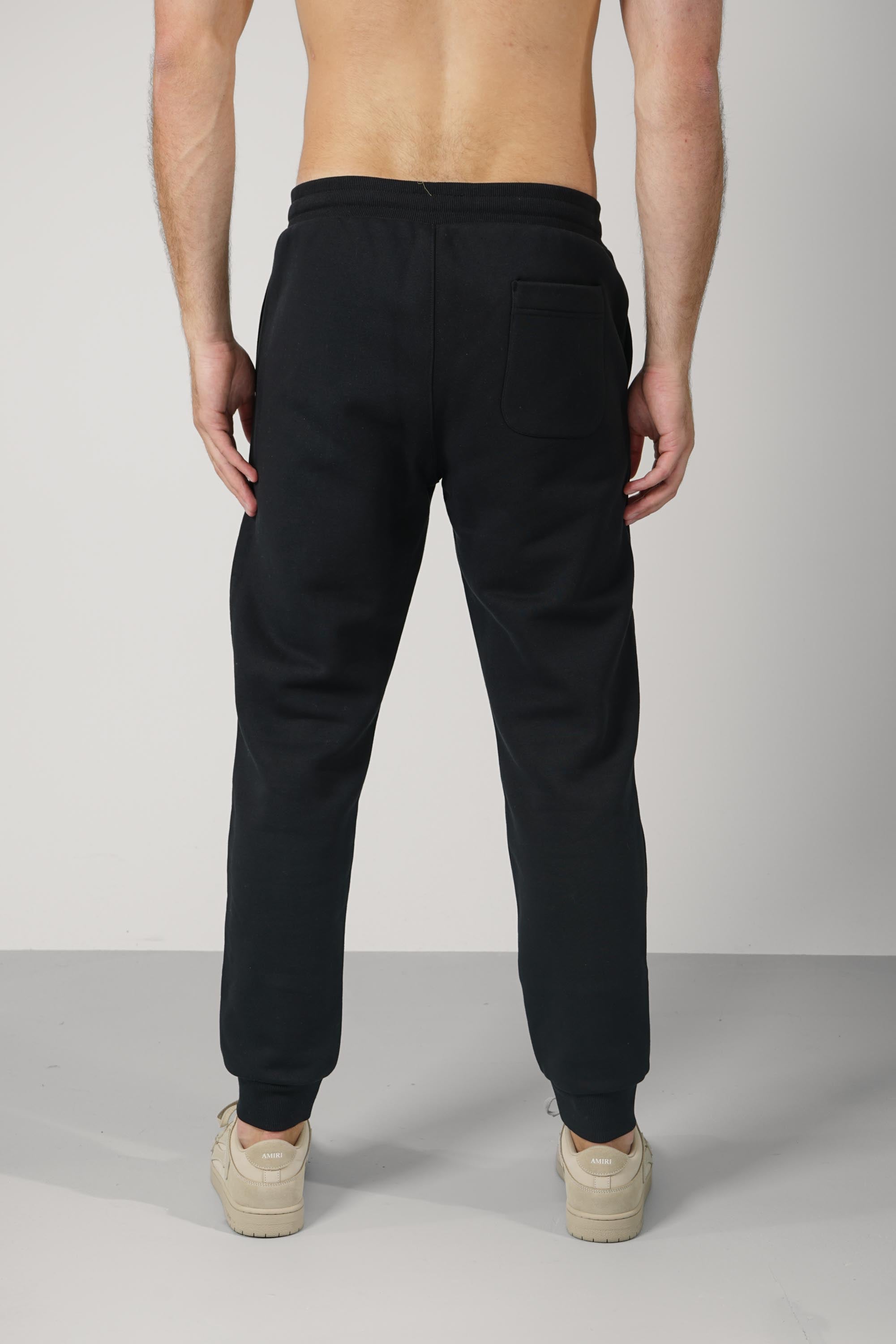 Makalu – Black