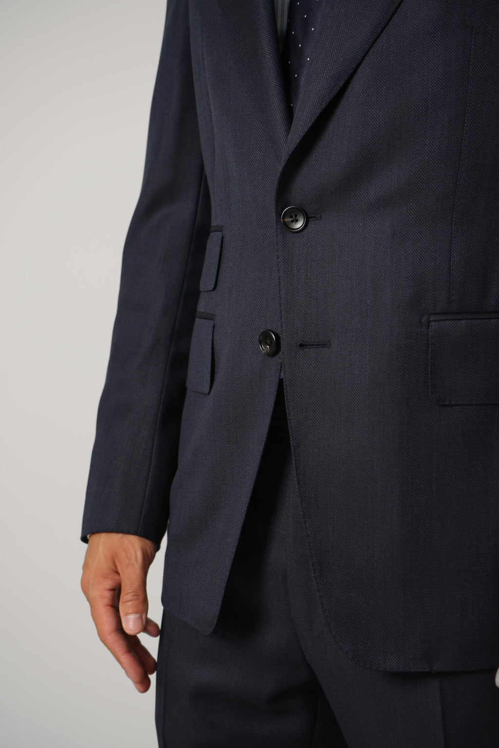 Super 120's Mouliné Herringbone Shelton Suit FL – Navy