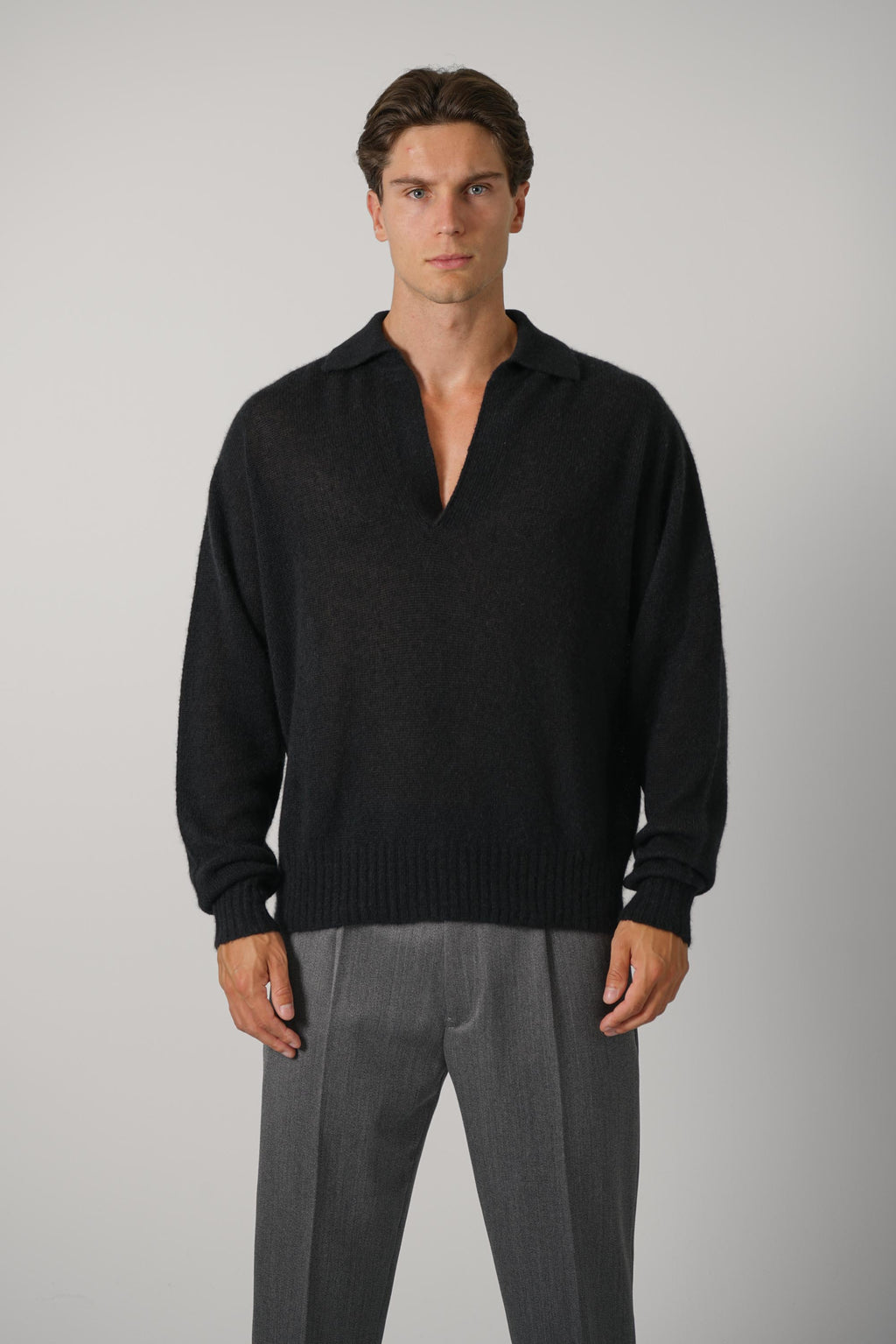 Seamless Cashmere Silk LS Buttonless Polo – Black