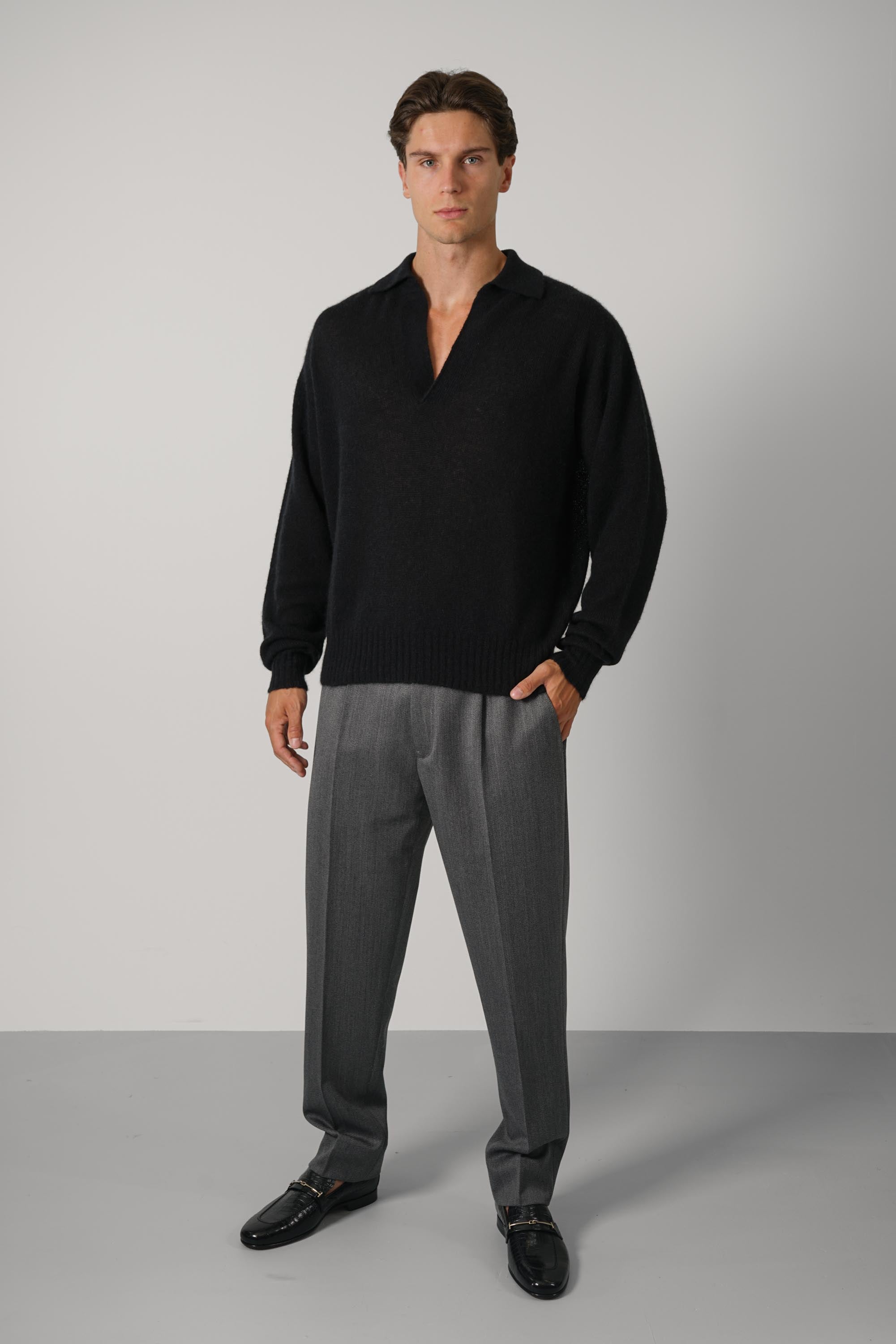 Seamless Cashmere Silk LS Buttonless Polo – Black