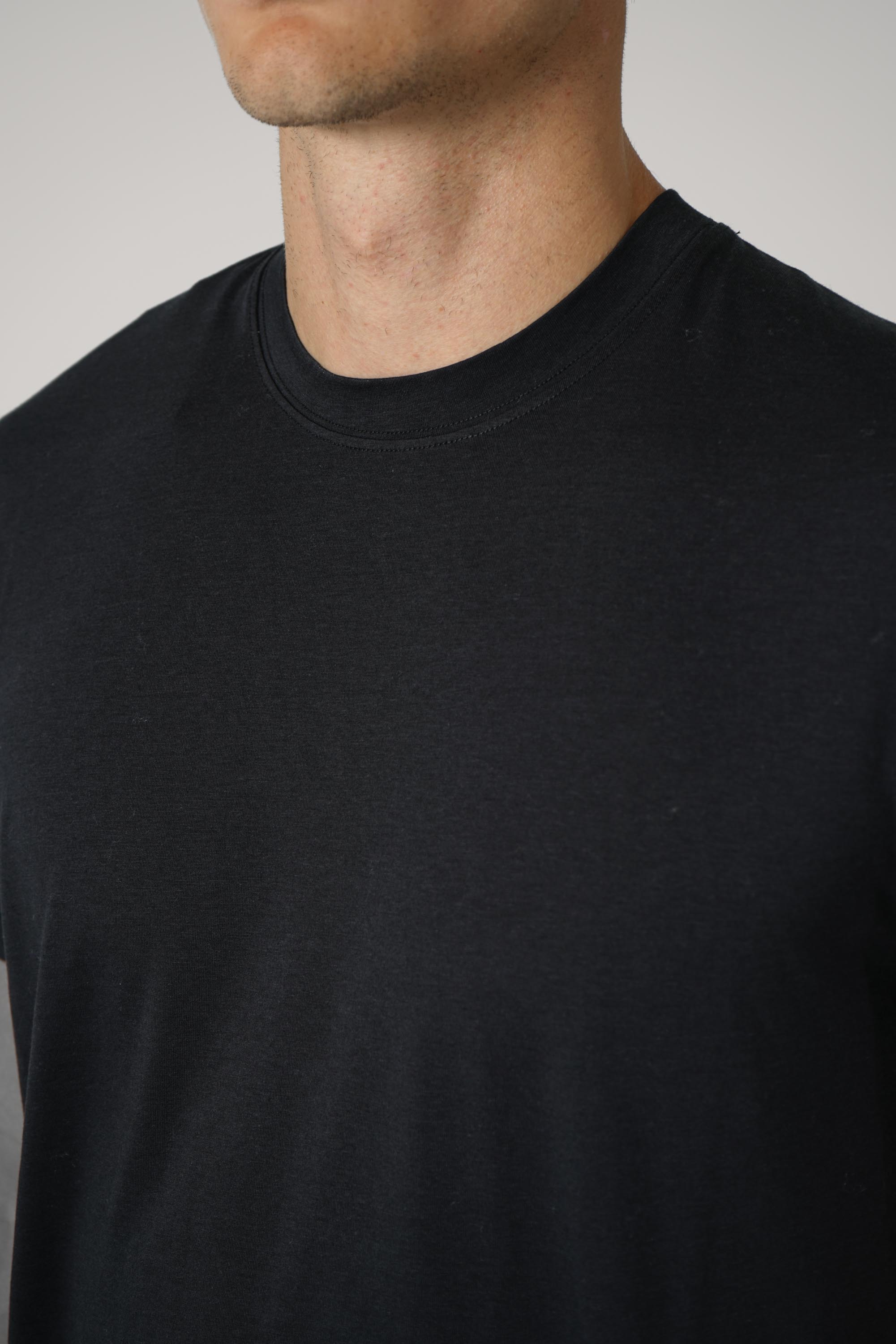 Lyocell Cotton SS Crew Neck – Black