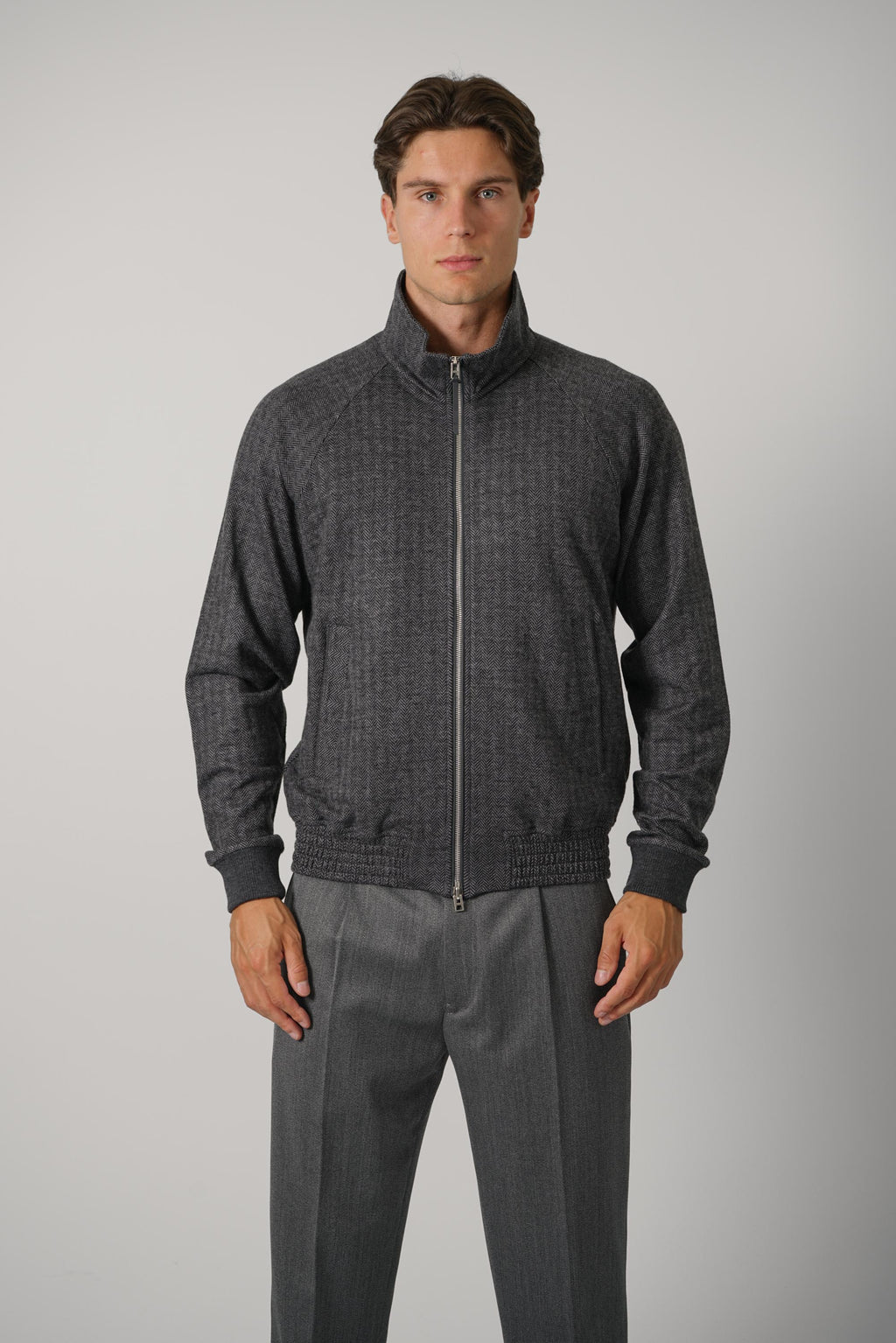 Cotton Wool Silk Herringbone Zip Through Funnel – Grey&Black
