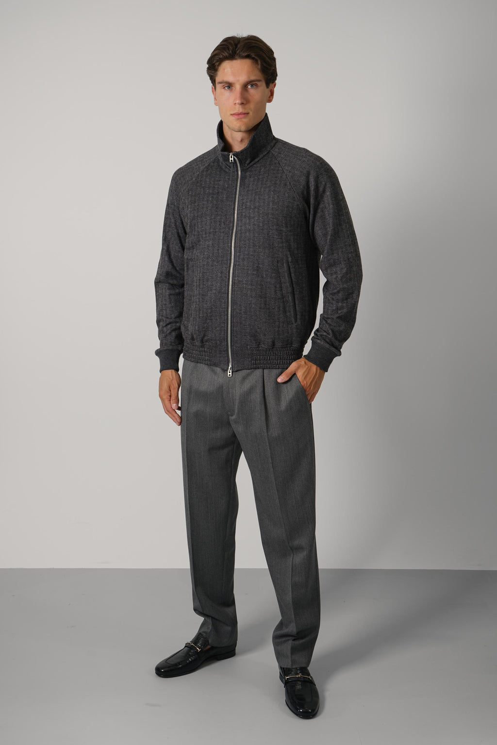 Cotton Wool Silk Herringbone Zip Through Funnel – Grey&Black