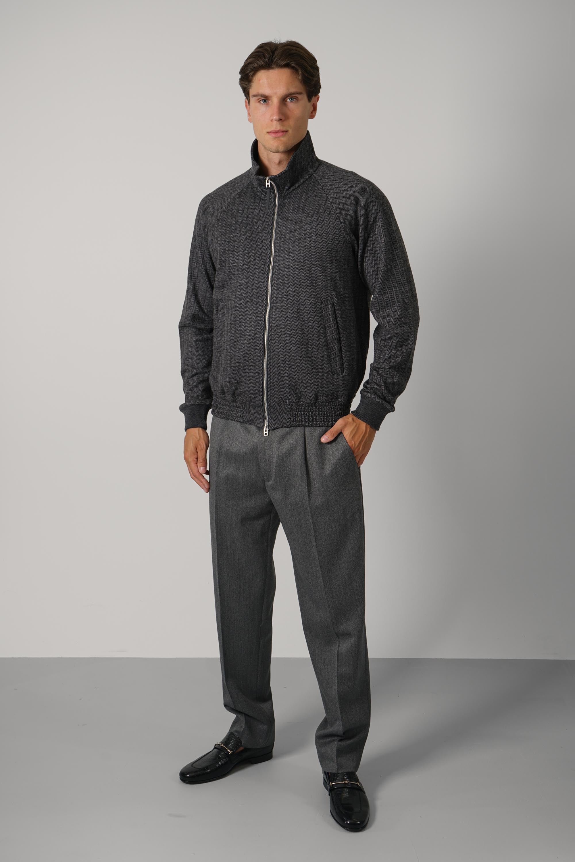 Cotton Wool Silk Herringbone Zip Through Funnel – Grey&Black