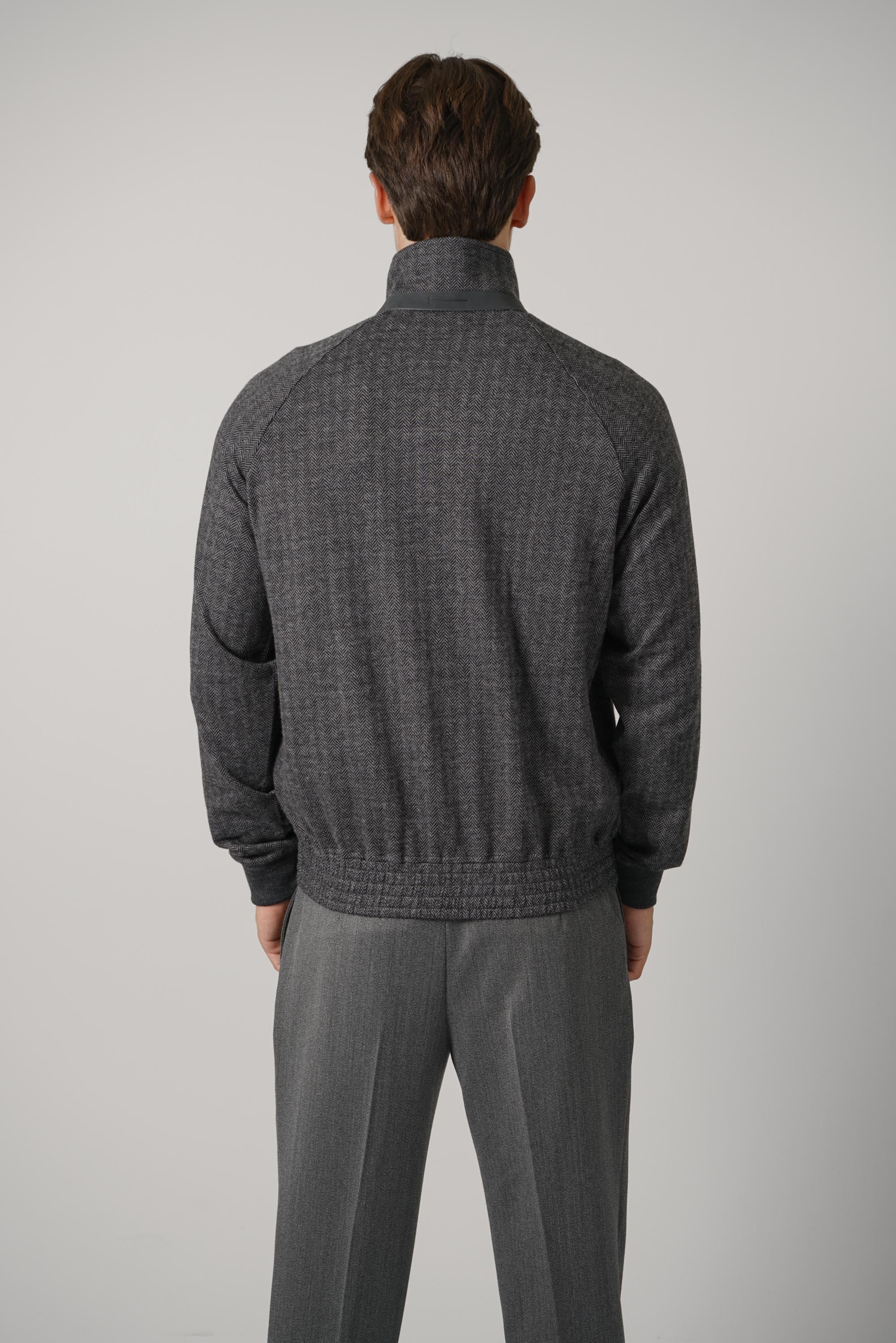 Cotton Wool Silk Herringbone Zip Through Funnel – Grey&Black