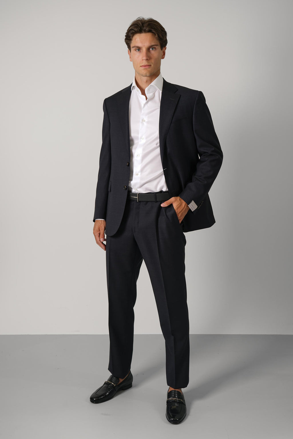 Suit 287275-2A17460 – 002