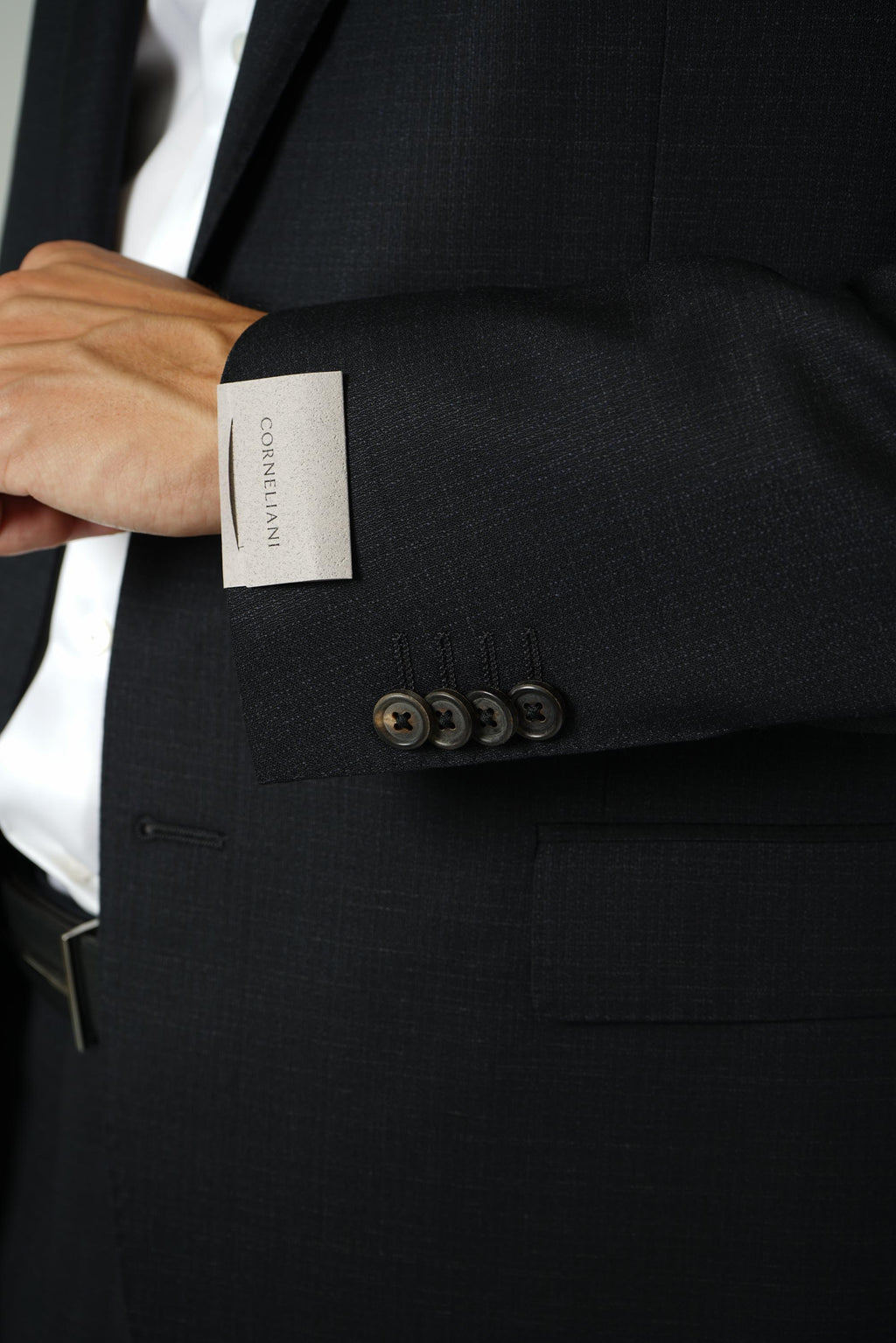 Suit 287275-2A17460 – 002