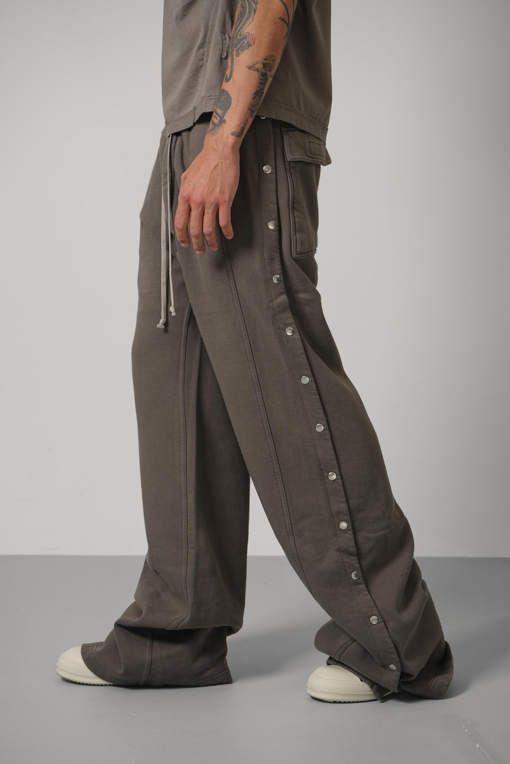 Rick Owens Wide Pusher Pants – Dust