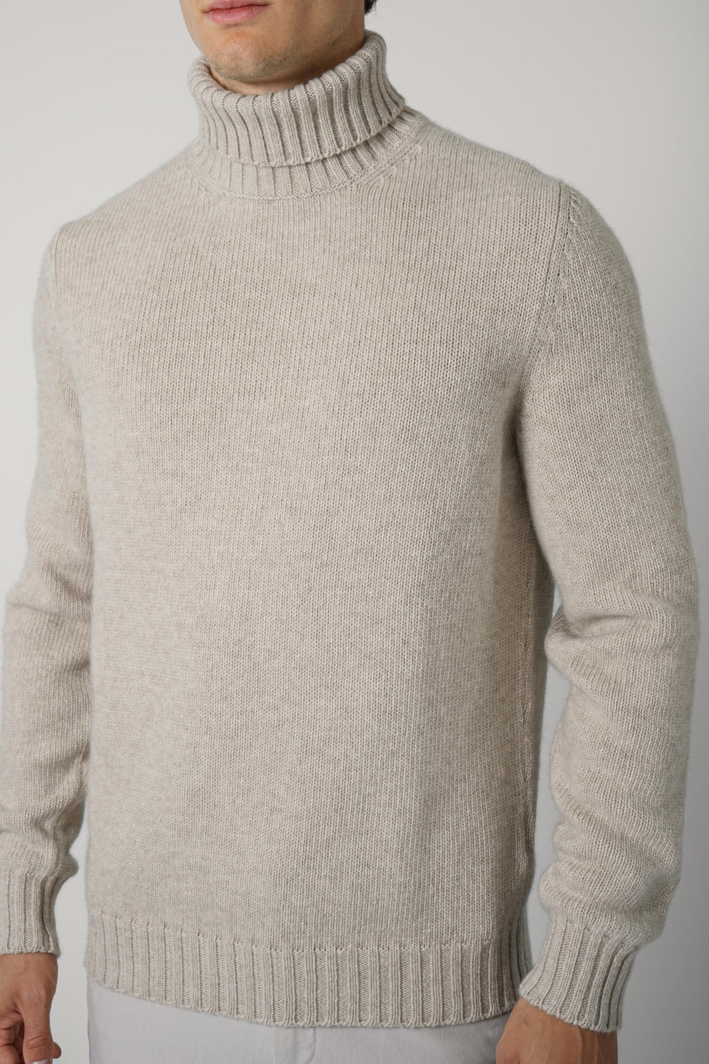Fedeli Oslo Wool-Cashmere Rollneck Sweater – Beige