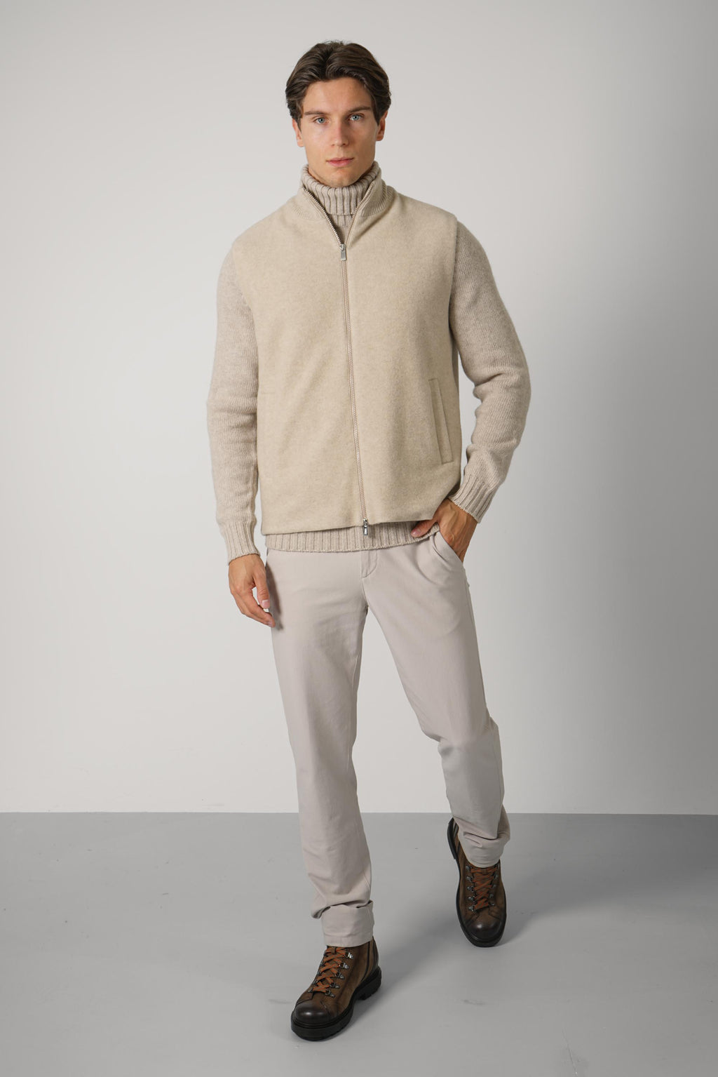 Fedeli Swing Velour Sweater – Wafer