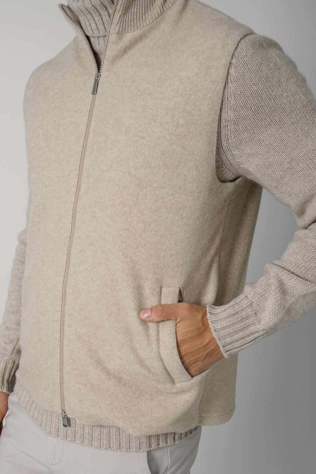 Fedeli Swing Velour Sweater – Wafer