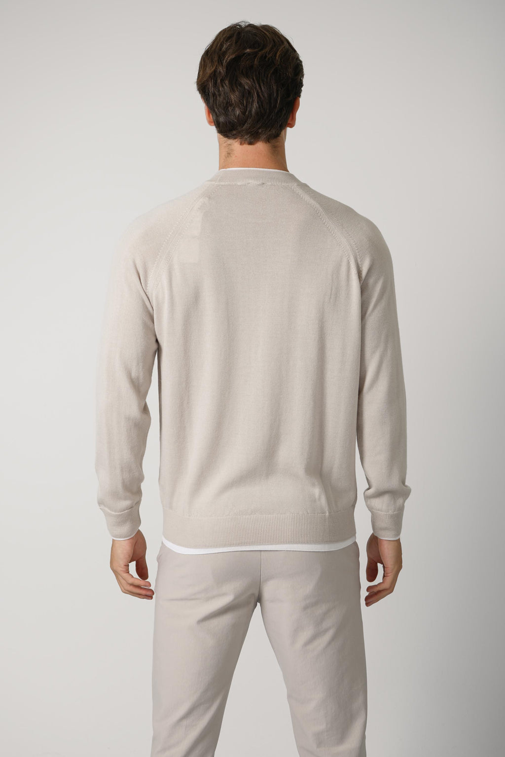 Round Neck Sweater MAG0N037 – Sand and Ivory